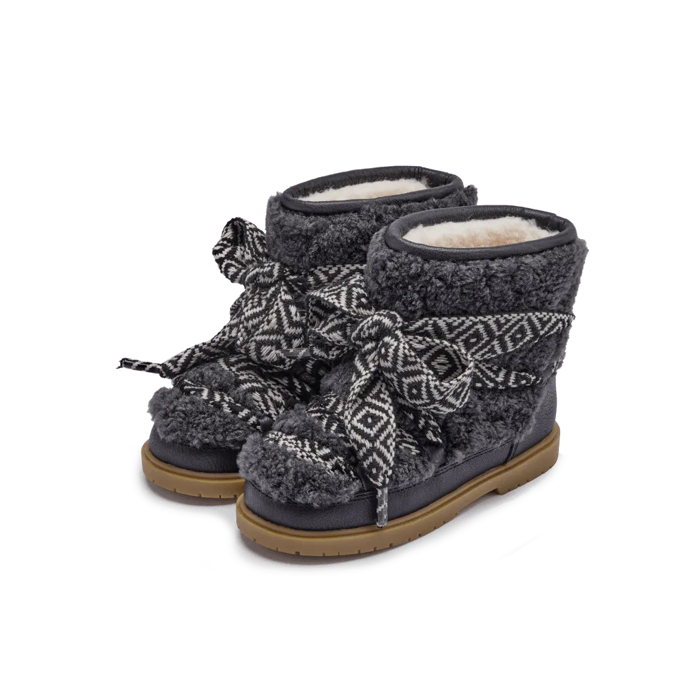Walaya Boots | Navy Curly Sheep Wool