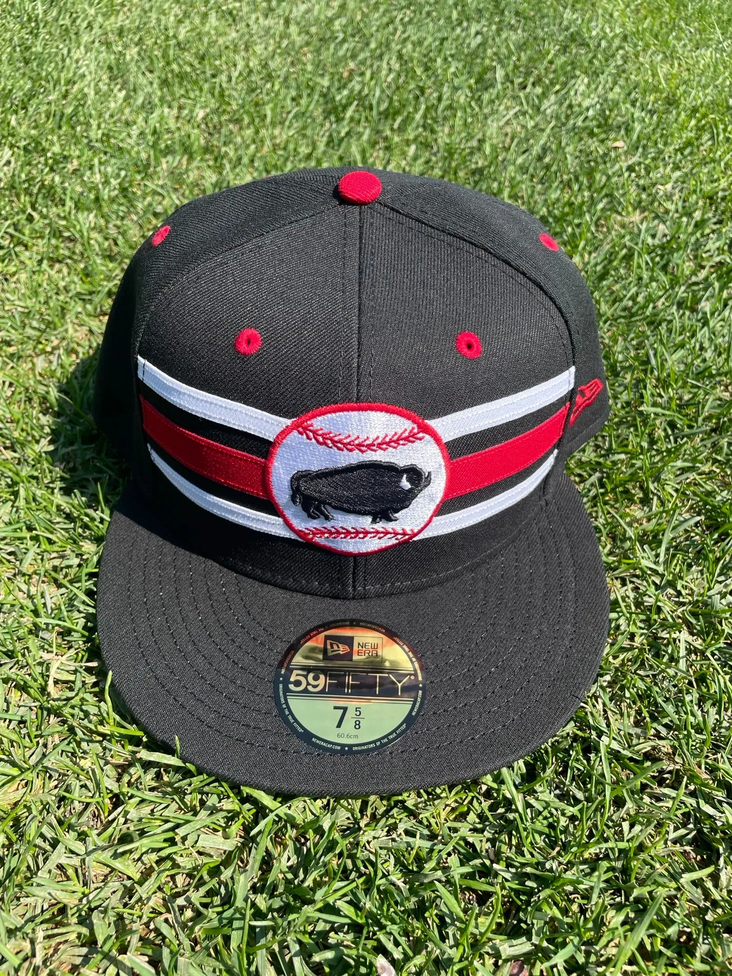 Gorra Buffalo Bisons Hockey Black Stripe 5950: Guía de cuidado