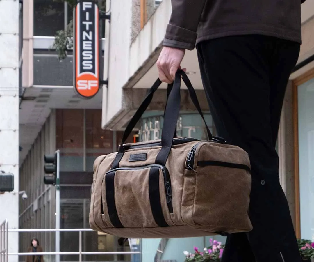 How to Pack a Flex Travel Gym Bag for Work and Workout: A Smart Dual-Purpose Guide
