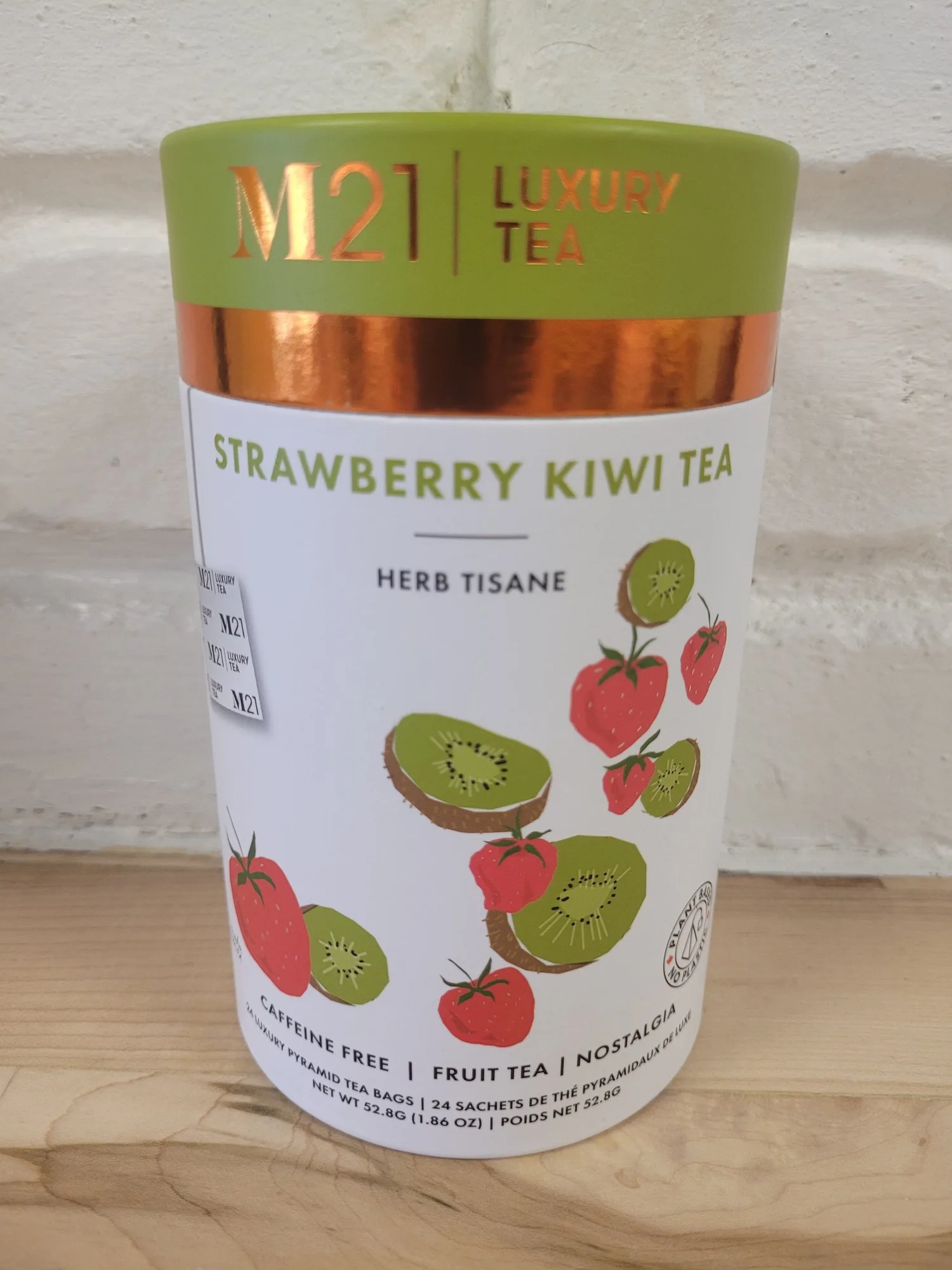 Chá de frutas morango e kiwi vs. chá de mirtilo: qual é mais doce?
