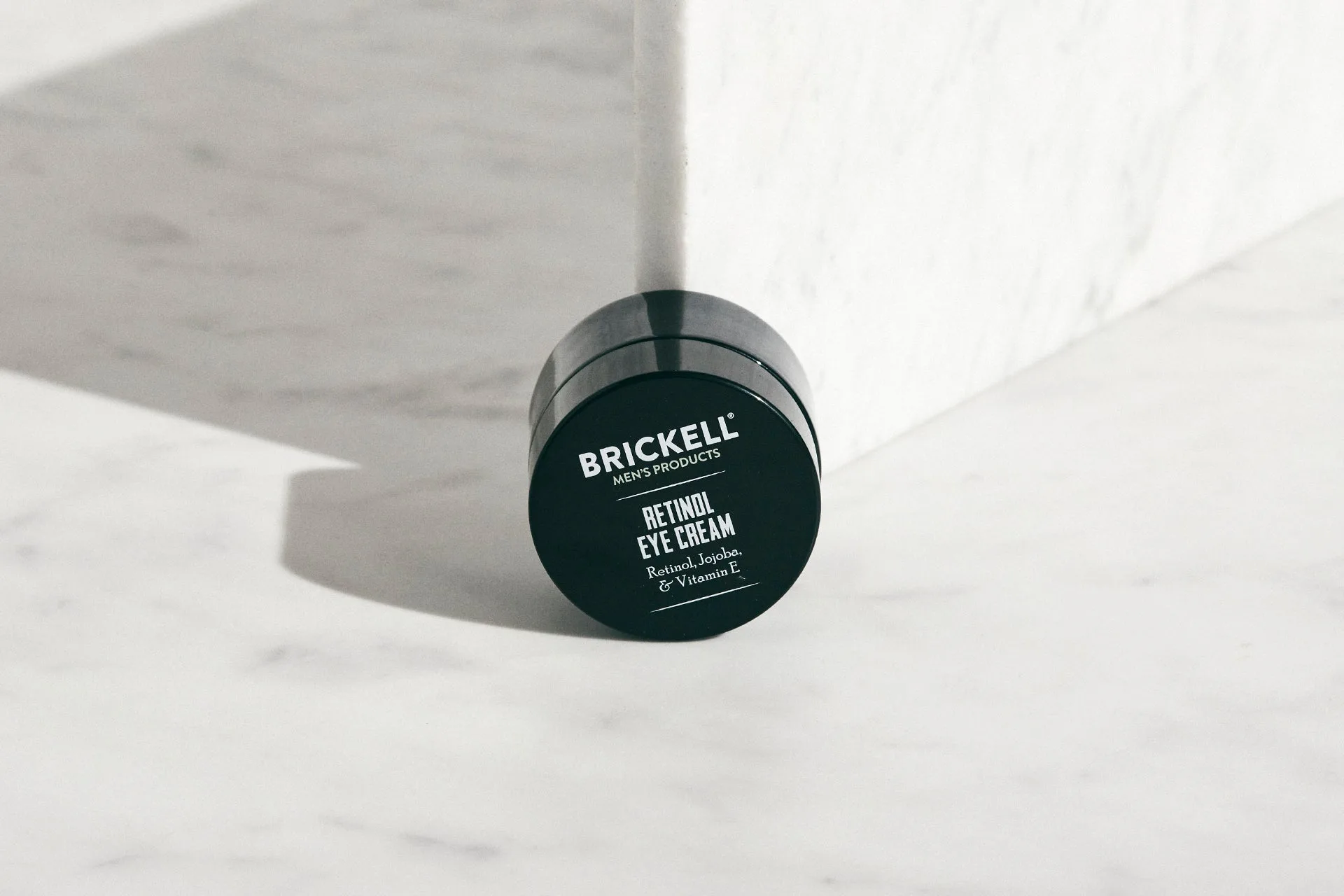 Crema de ojos con retinol