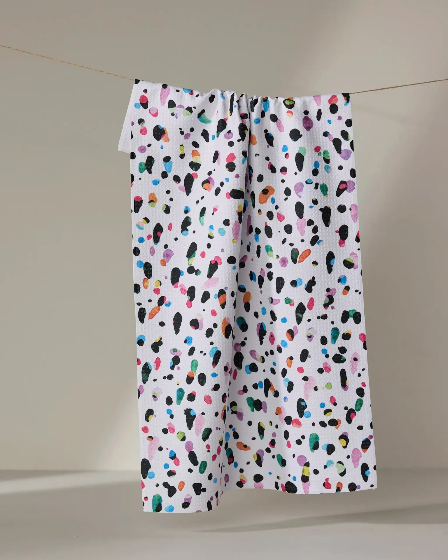 Waffle Kitchen Towels vs Cotton Kitchen Towels: Which Is Better for Your Kitchen?