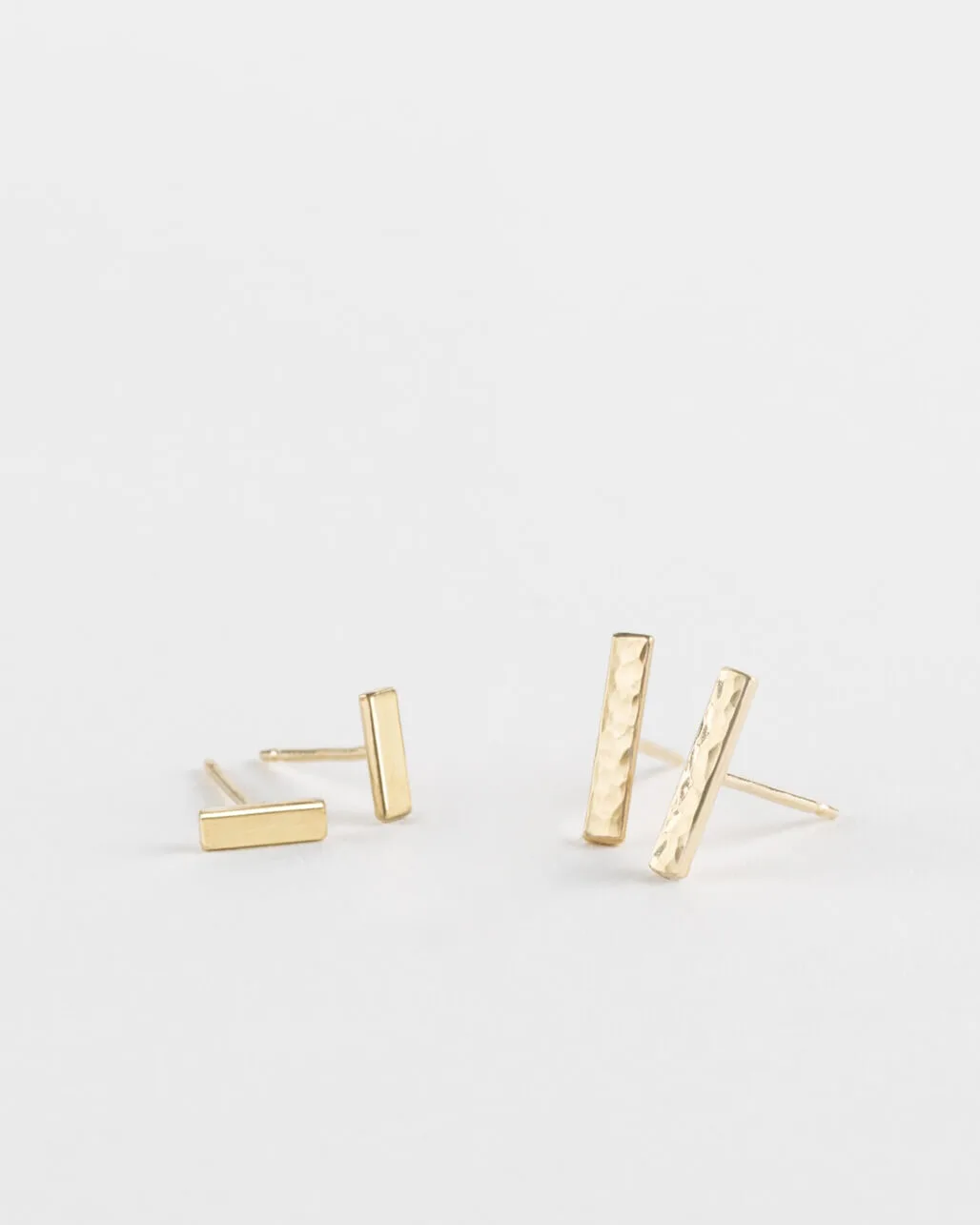 Solid Gold Zephyr Studs vs. Flat Bar Studs: Comparing Two Dainty Fine Earring Options