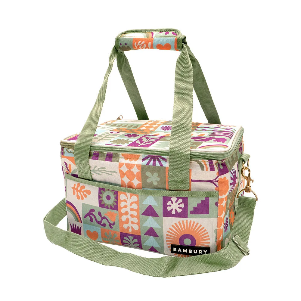 The Best Cooler Bags for Beach Trips: Keep Food & Drinks Cold All Day