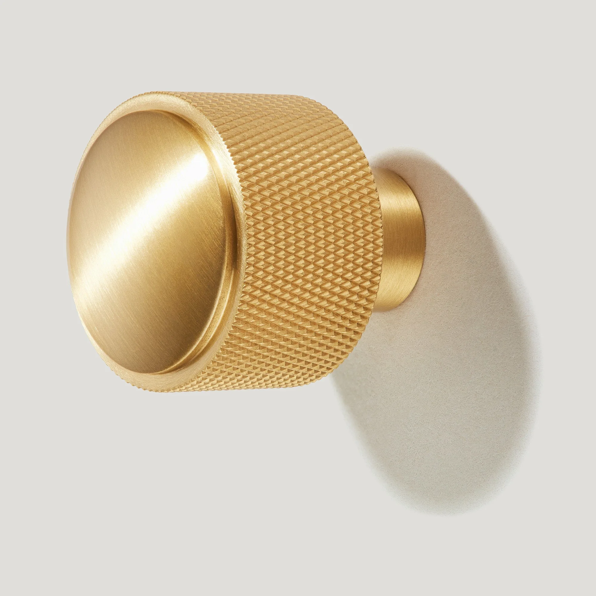 KEPLER Knurled Hook - Brass