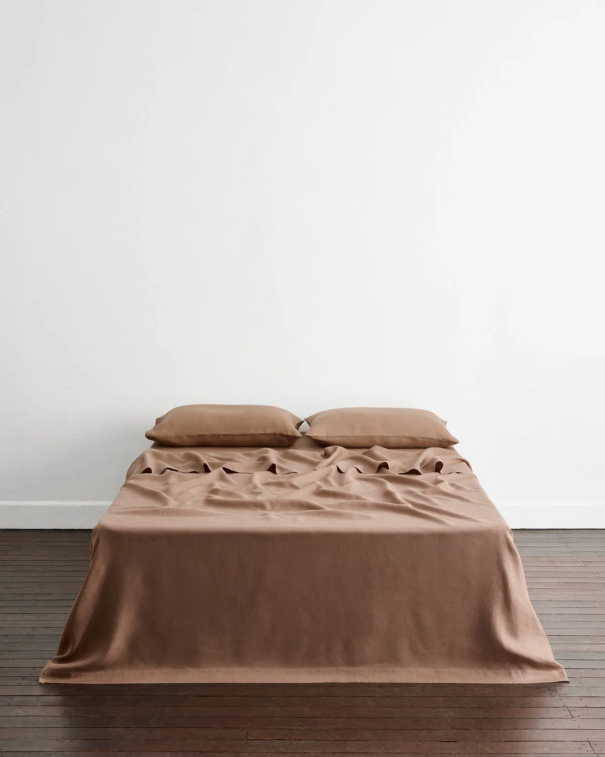 Why French Flax Linen Is the Gold Standard for Bedding