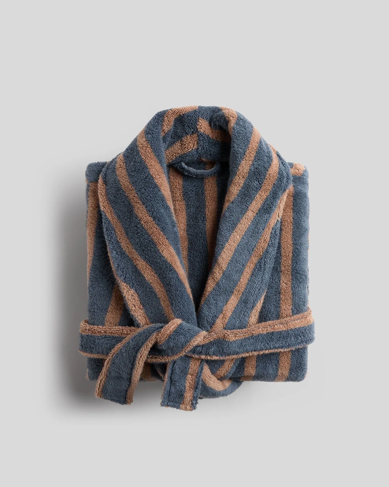 The Best Towels for Your Skin Type: A Guide to Choosing the Right Fabric and Weave