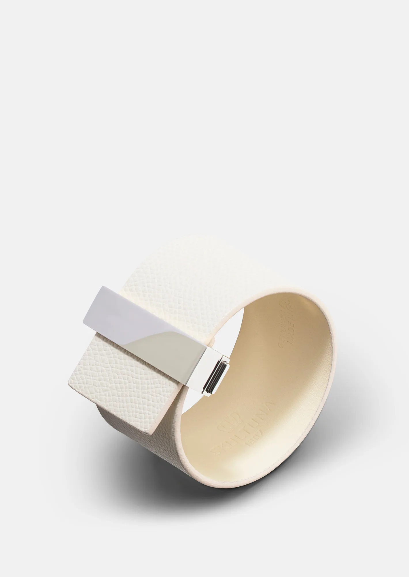 Clasp Bracelet - Beige