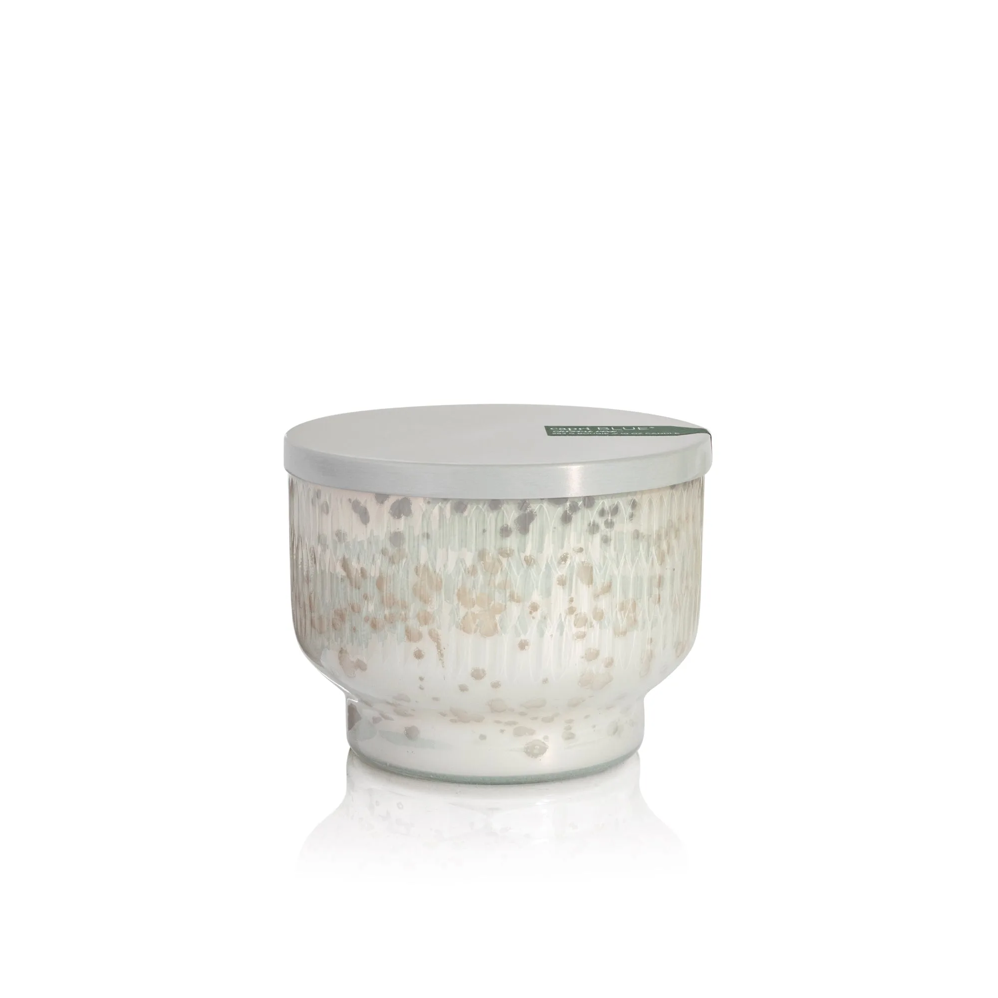 How to Choose the Right Jumbo Candle Size for Open-Concept Living Spaces