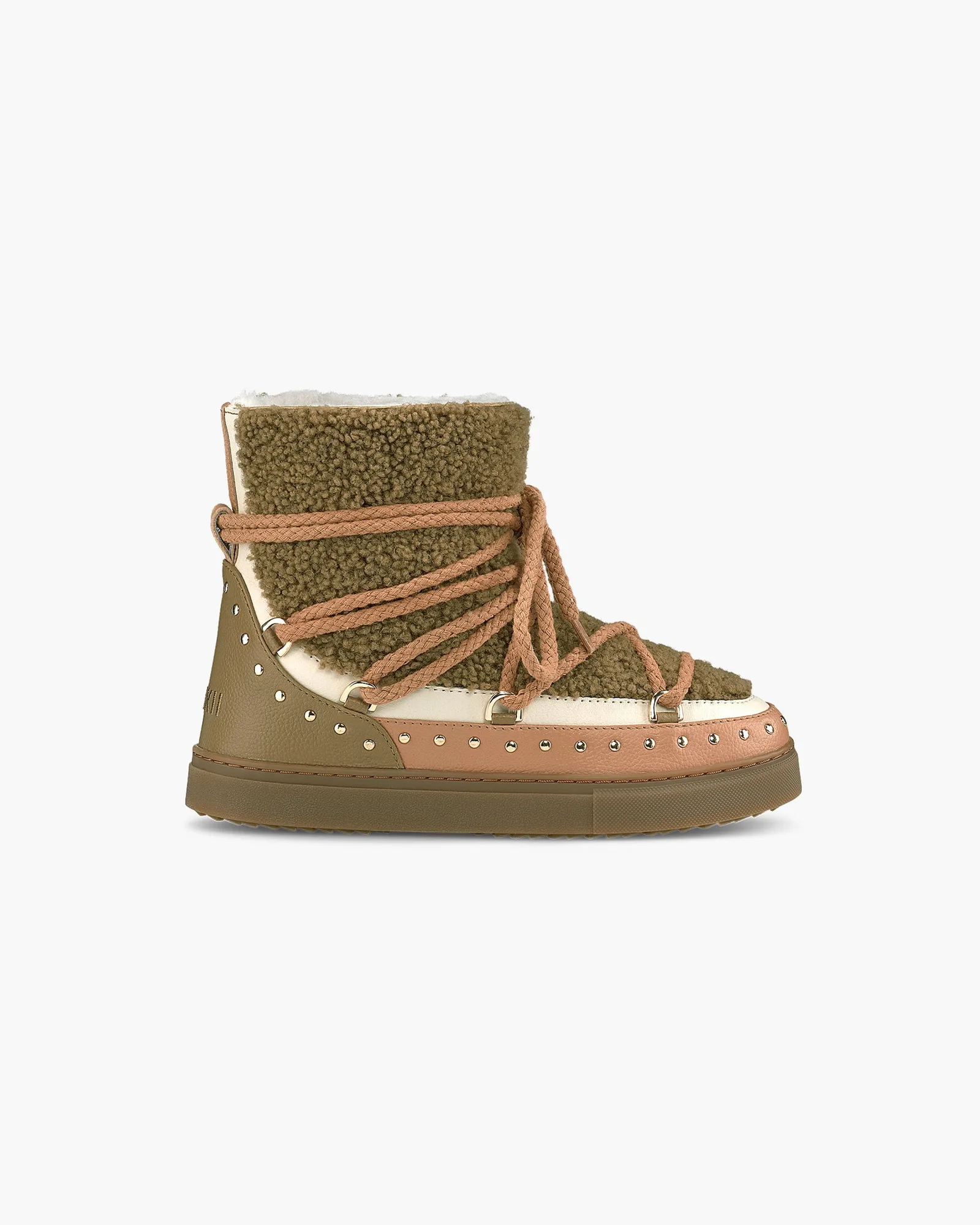 How to Style Curly Rock Winter Boots for Men