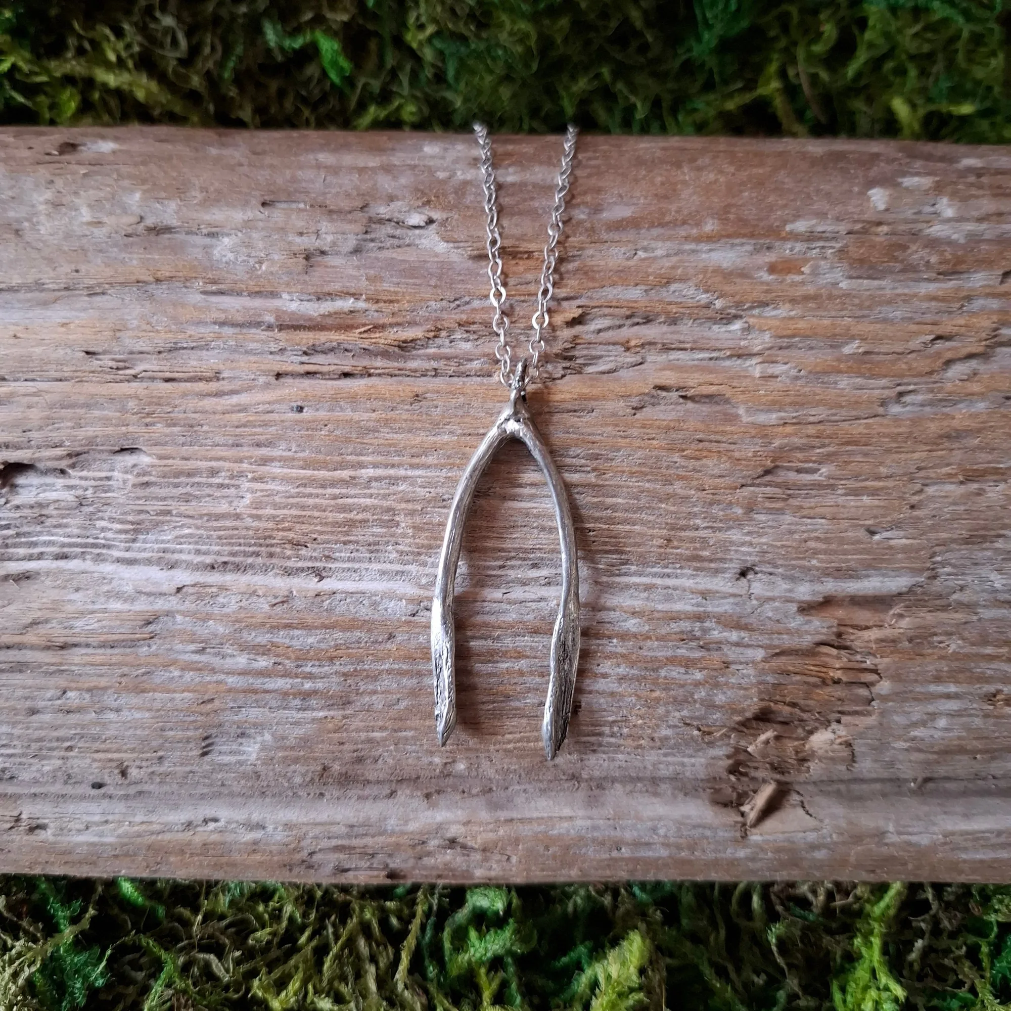 Wishbone Necklace