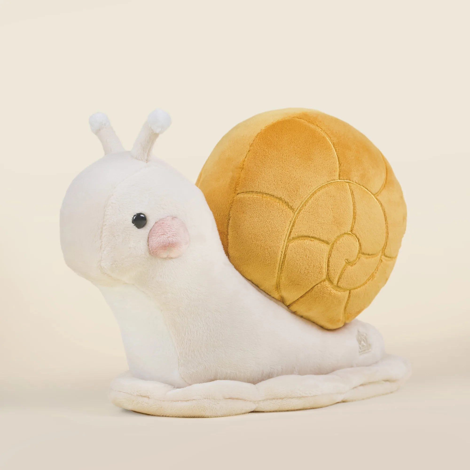 Mini Rexxi the T-Rex vs Snaili the Snail: Which Mini Plushie Is Right for You?