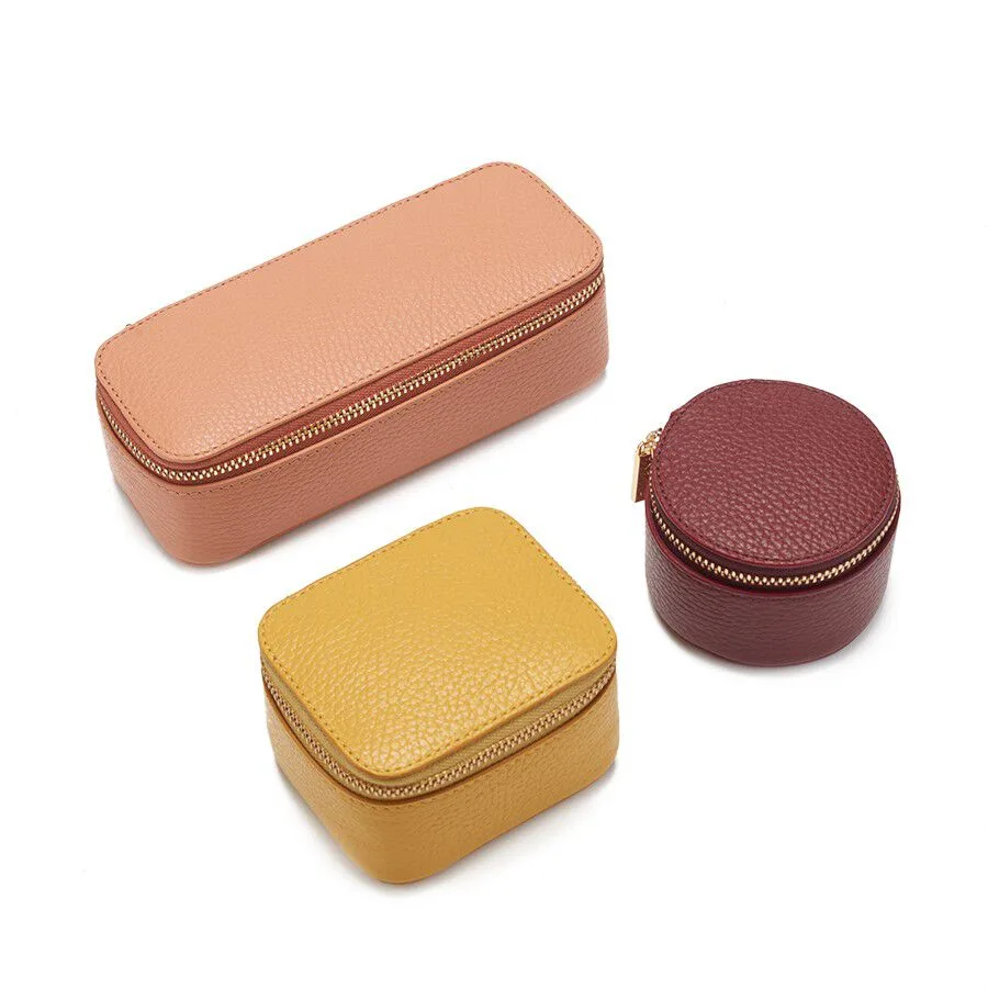 Set organizador de cuero mini vs. set de maletín de viaje: cuál elegir