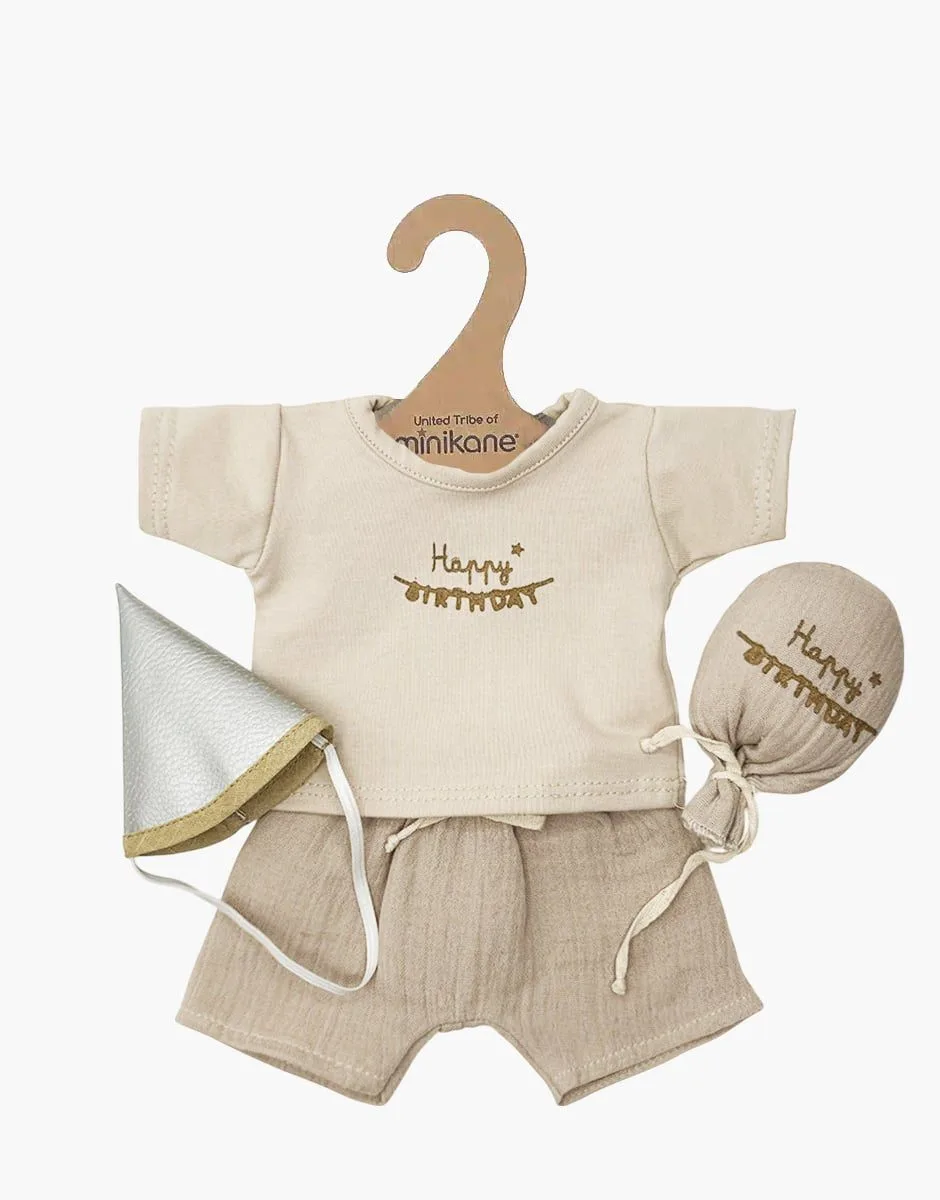 How to Plan a Doll Birthday Party with Happy Birthday Outfits