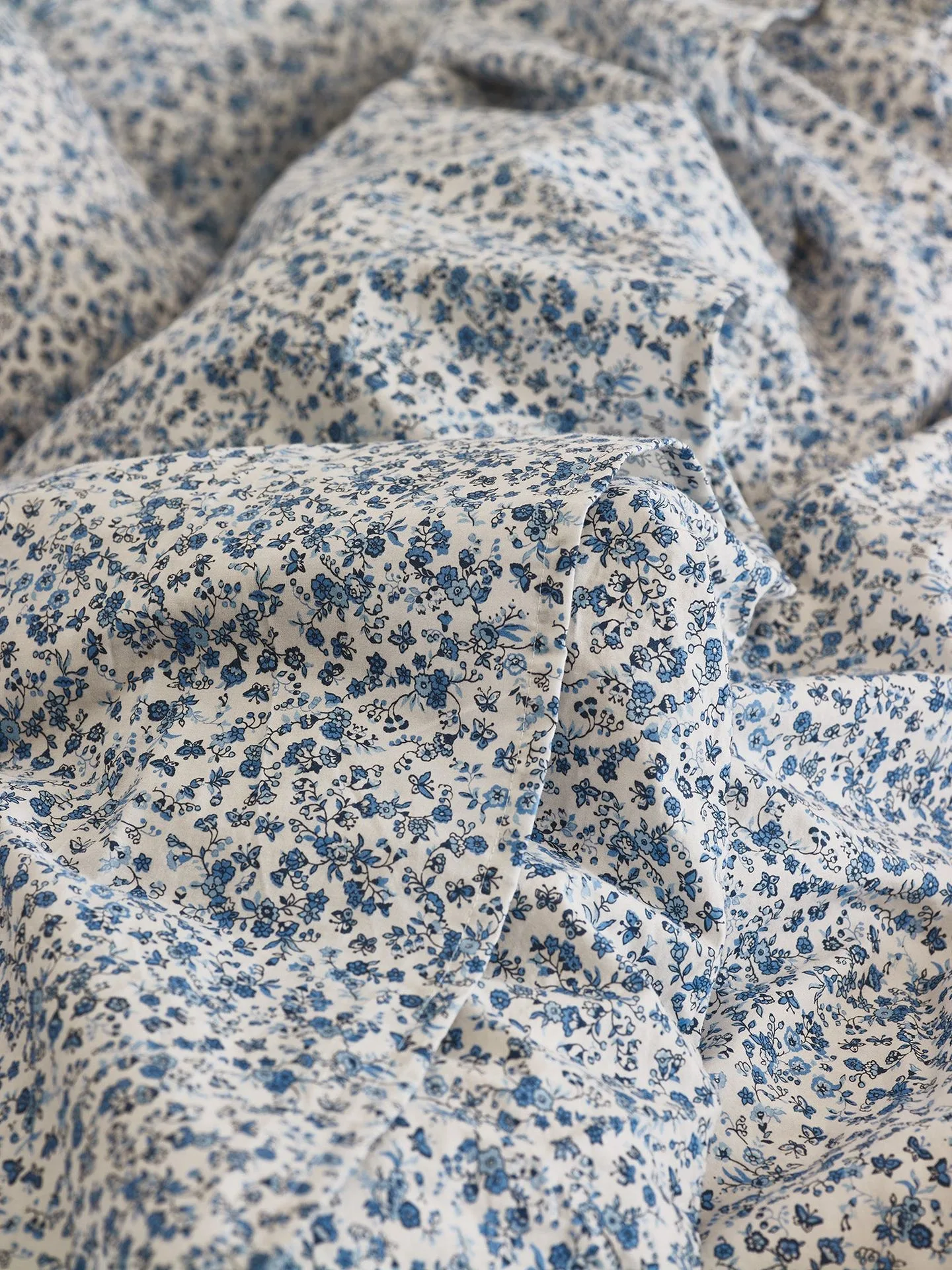 How Weighted Blankets Improve Sleep Quality and Reduce Anxiety