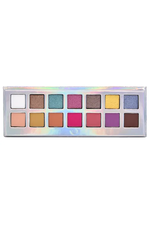 How to Choose the Right Eyeshadow Palette for Your Skin Tone