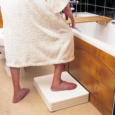 Langham Adjustable Bath Step (Clearance)