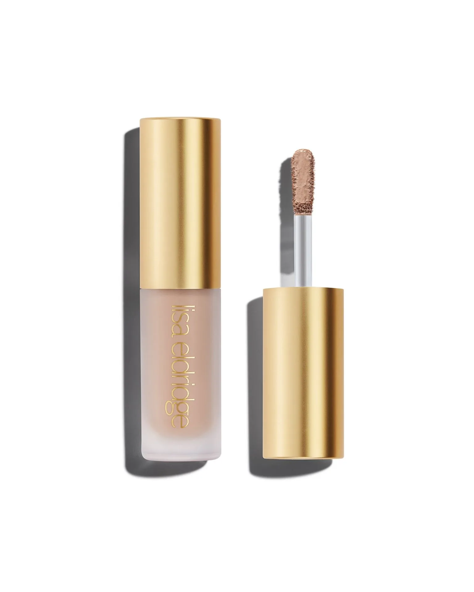 Expert Tips: How to Apply Liquid Silk Liquid Eyeshadow for a Crease-Free Look