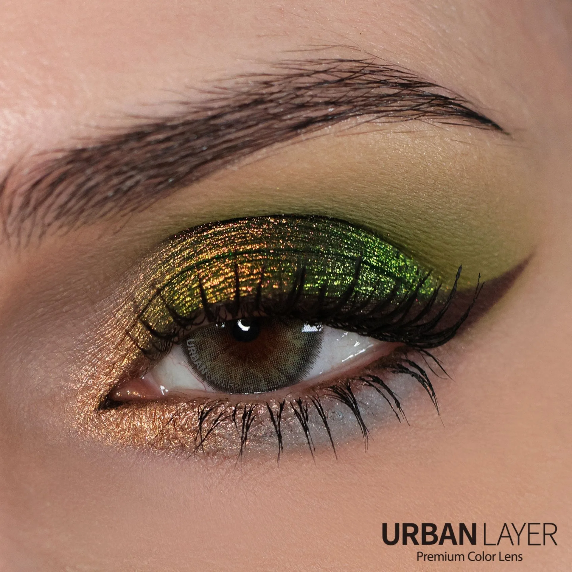 Are Hand-Painted Contact Lenses Safe? What to Look For Before Buying