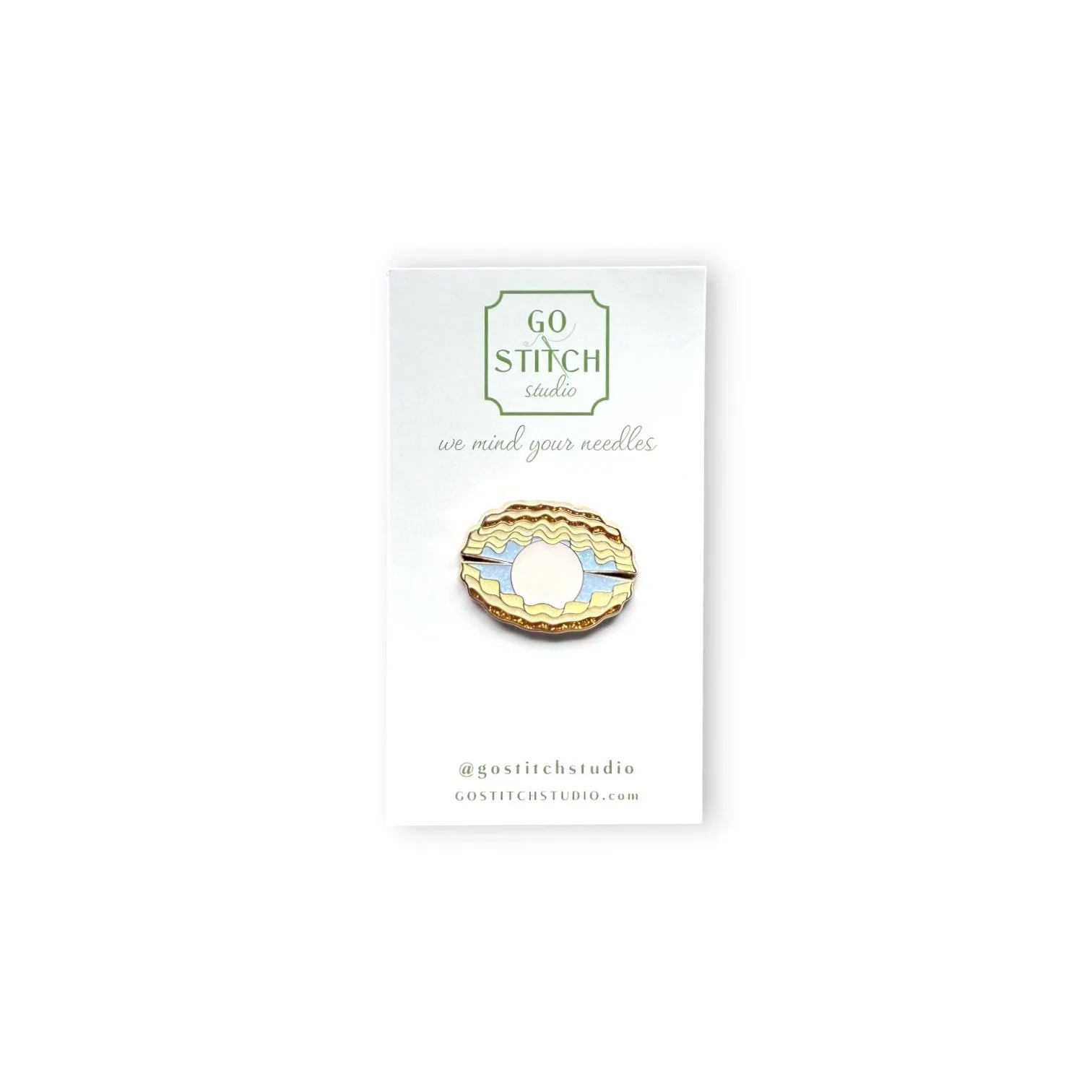 How to Use a Scallop Pearl Needle Minder on Fine Threads