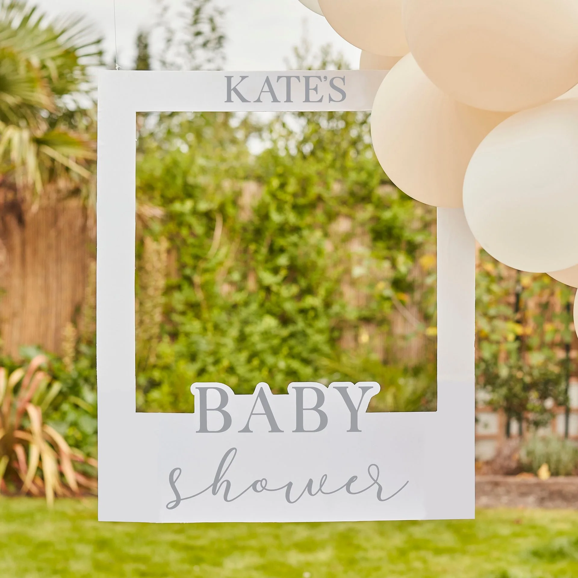 Balloon Mosaic vs Balloon Arch: Which Decoration Style Is Right for Your Party?