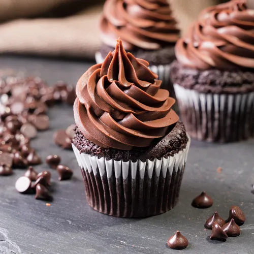 Guida all'acquisto: cupcake vegano al cioccolato e lamponi