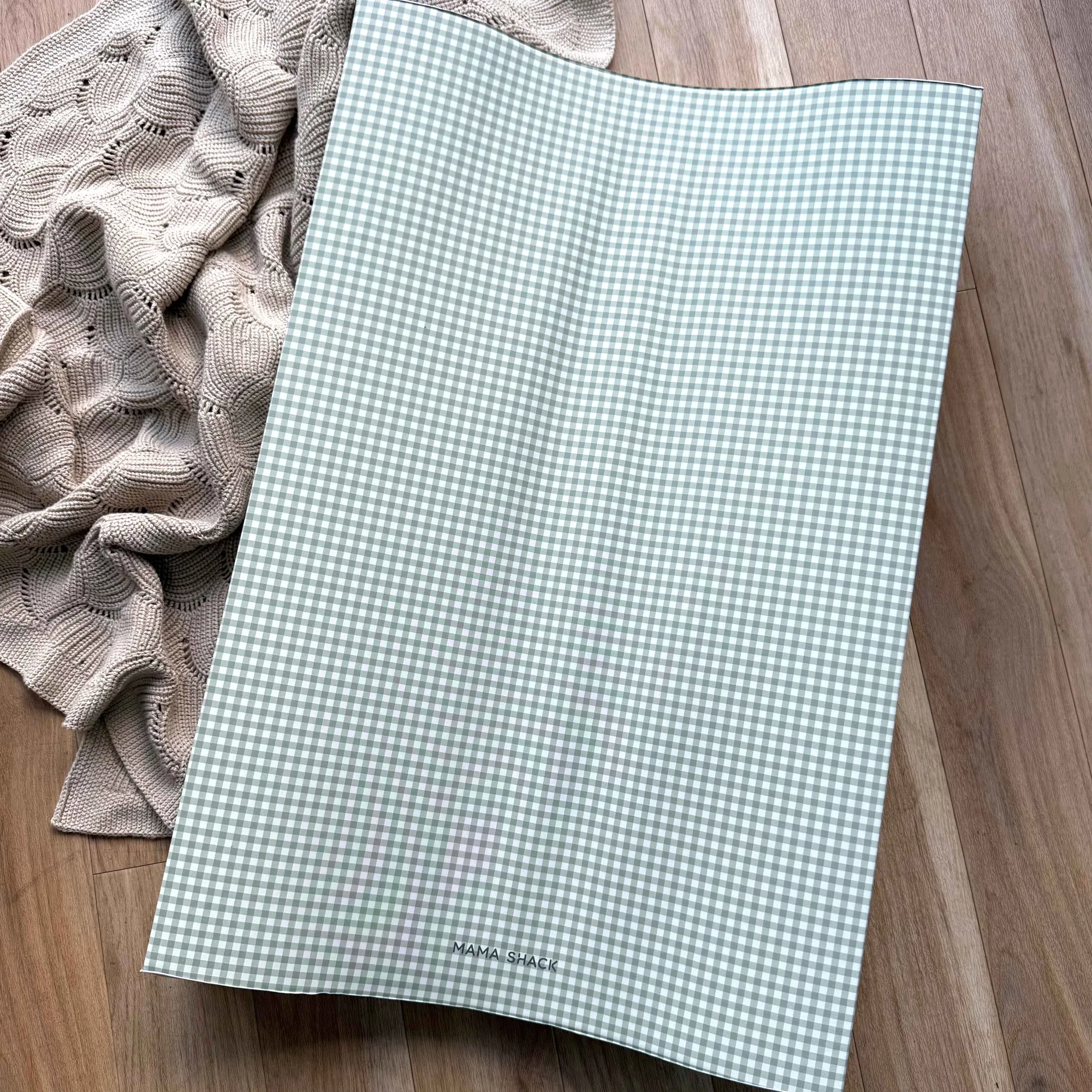How to Use an Anti Roll Changing Mat Safely