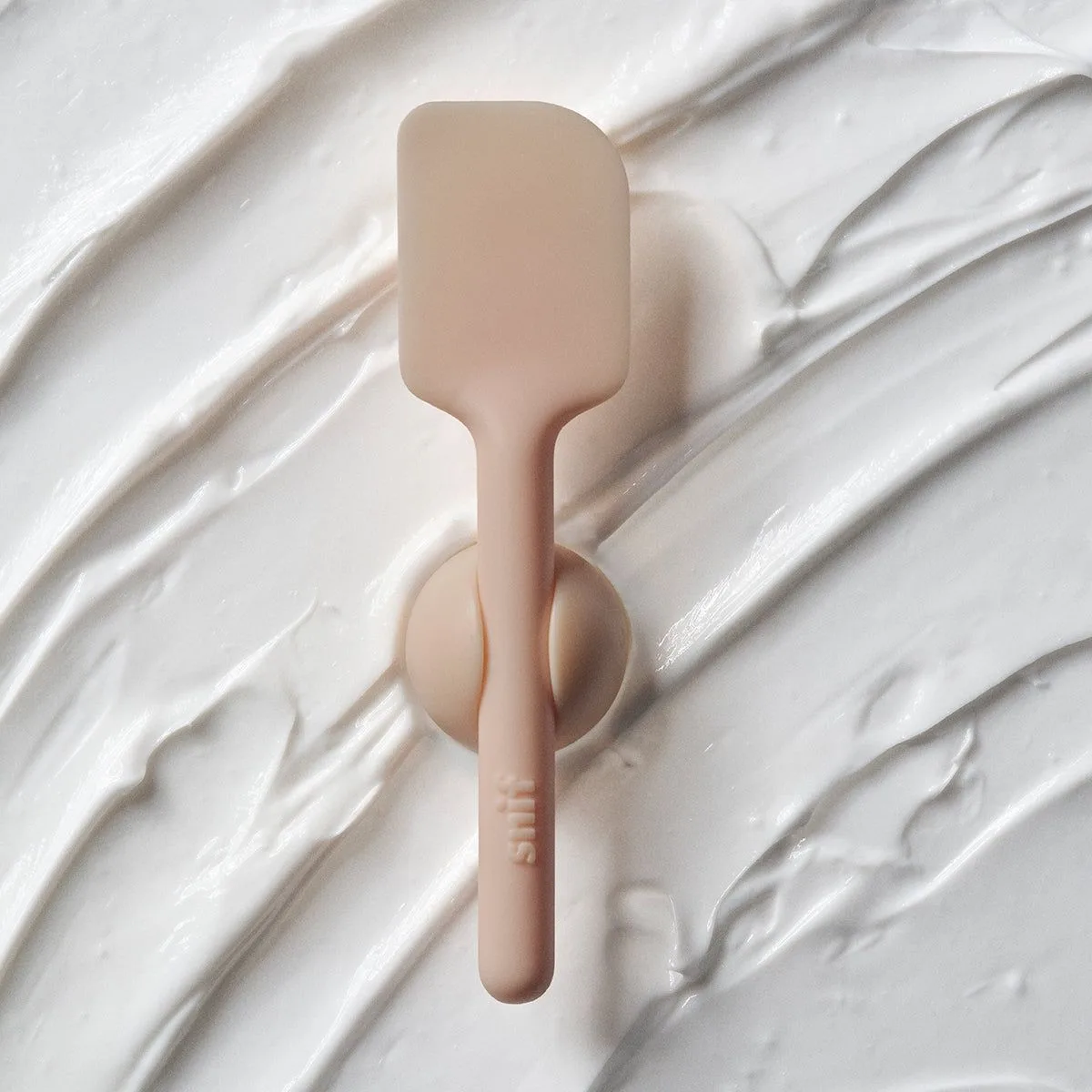 The Ultimate Guide to Body Whip Spatulas: Why You Need One for Your Scented Body Care Routine