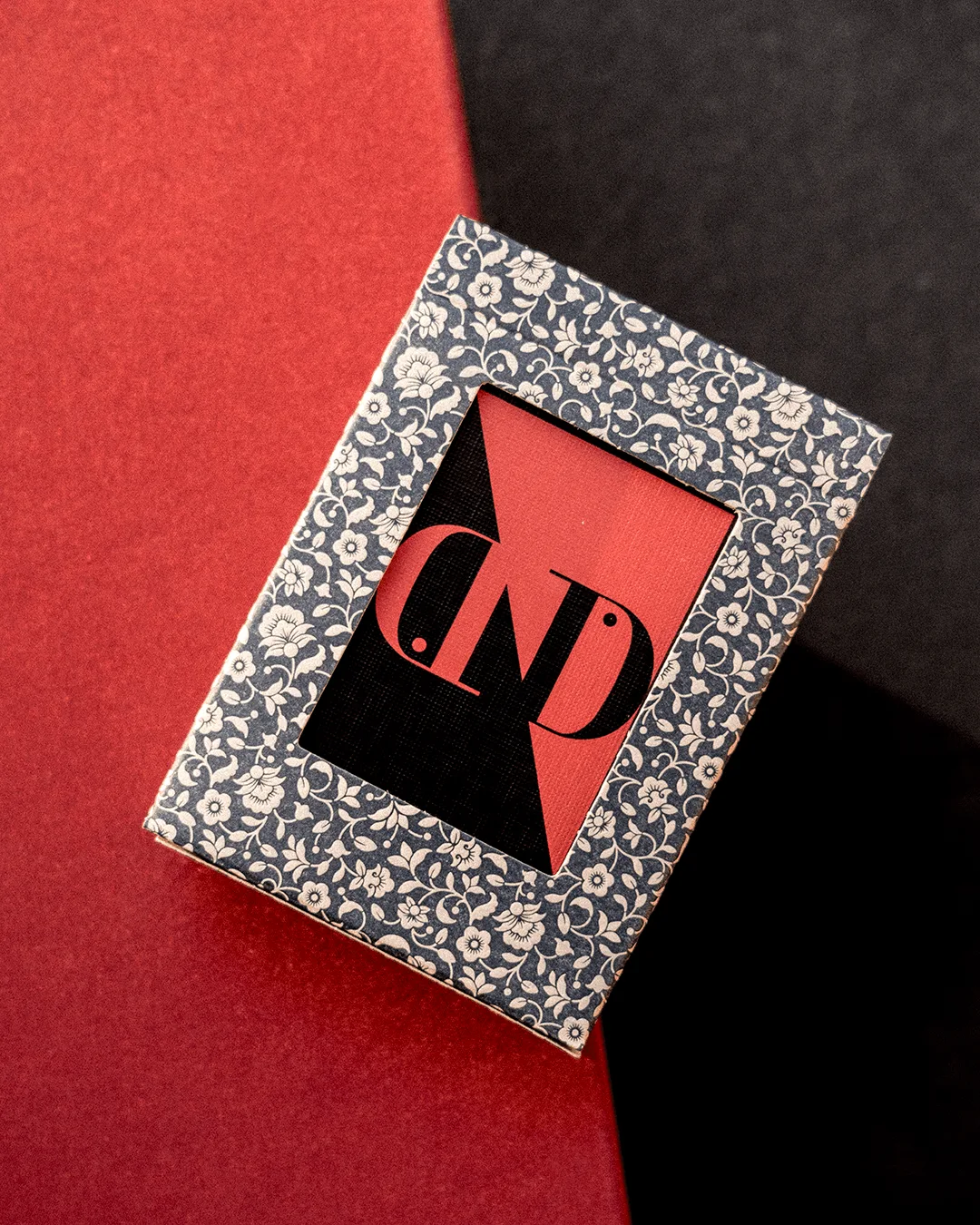 How to Choose the Right Playing Cards for Cardistry: A Comprehensive Guide