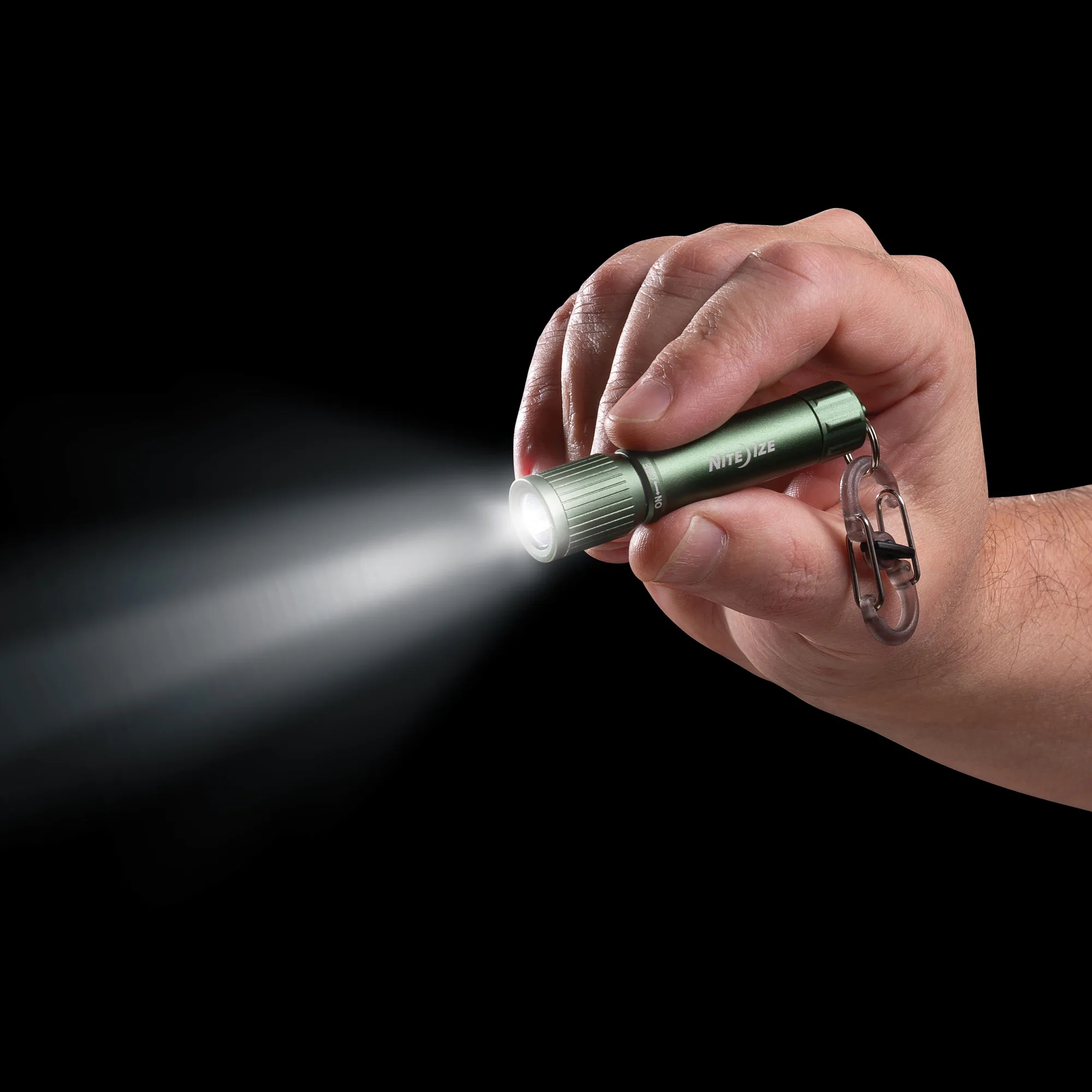 Keychain Flashlight vs Rechargeable: Which EDC Light Wins?