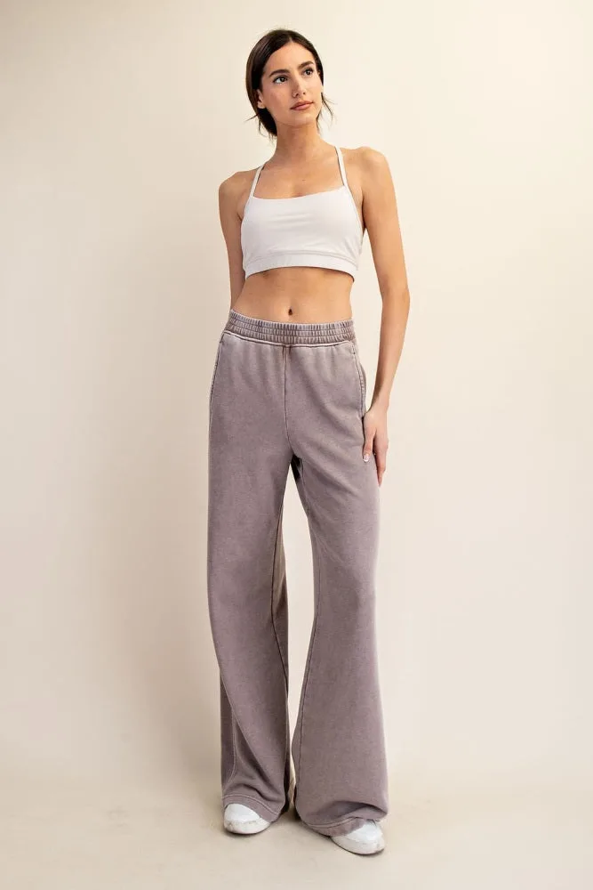 How to Dress Comfortably During the Third Trimester: Late Pregnancy Fashion Tips