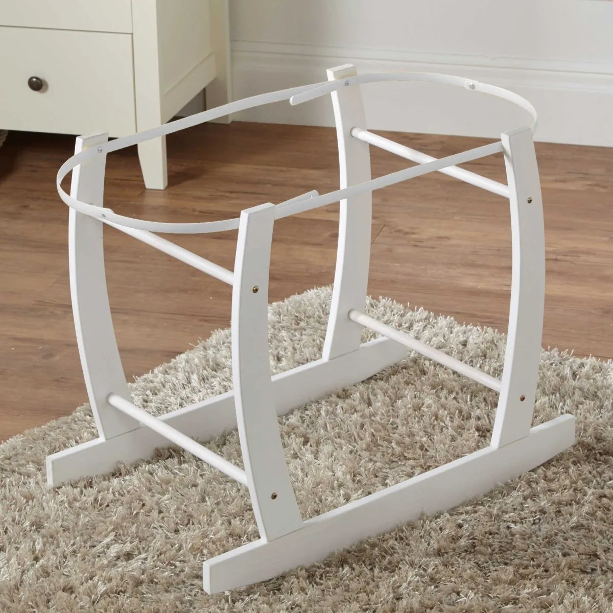 Fitting a Moses Basket Stand: Rocking vs Static