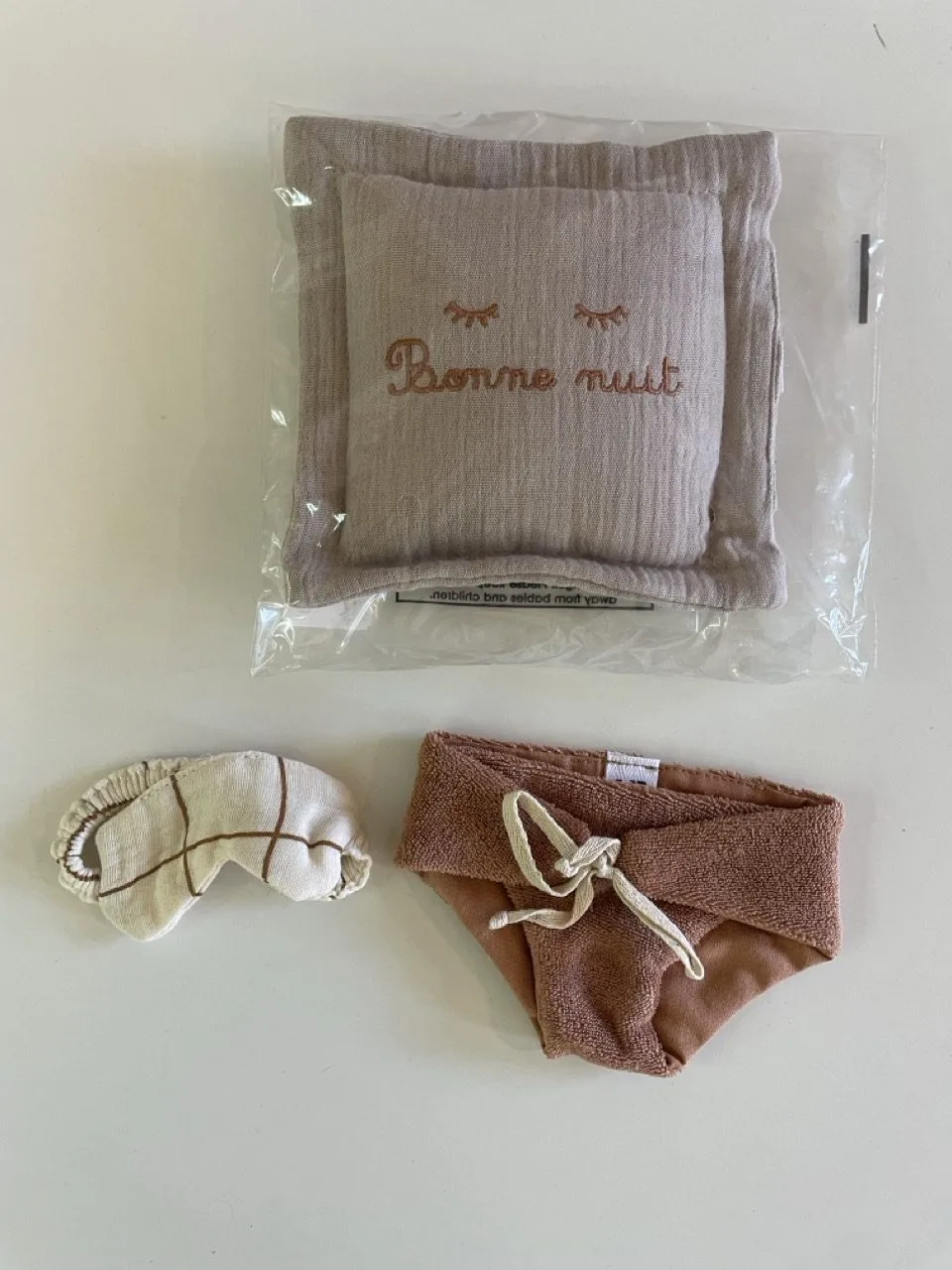 Lot de vêtements GORDIS « Bonne nuit » avec masque Dodo carreaux Aldo