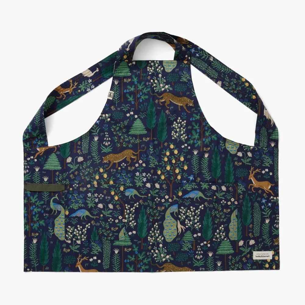 Why Home Bakers Are Switching to Smock Aprons for Comfort and Style