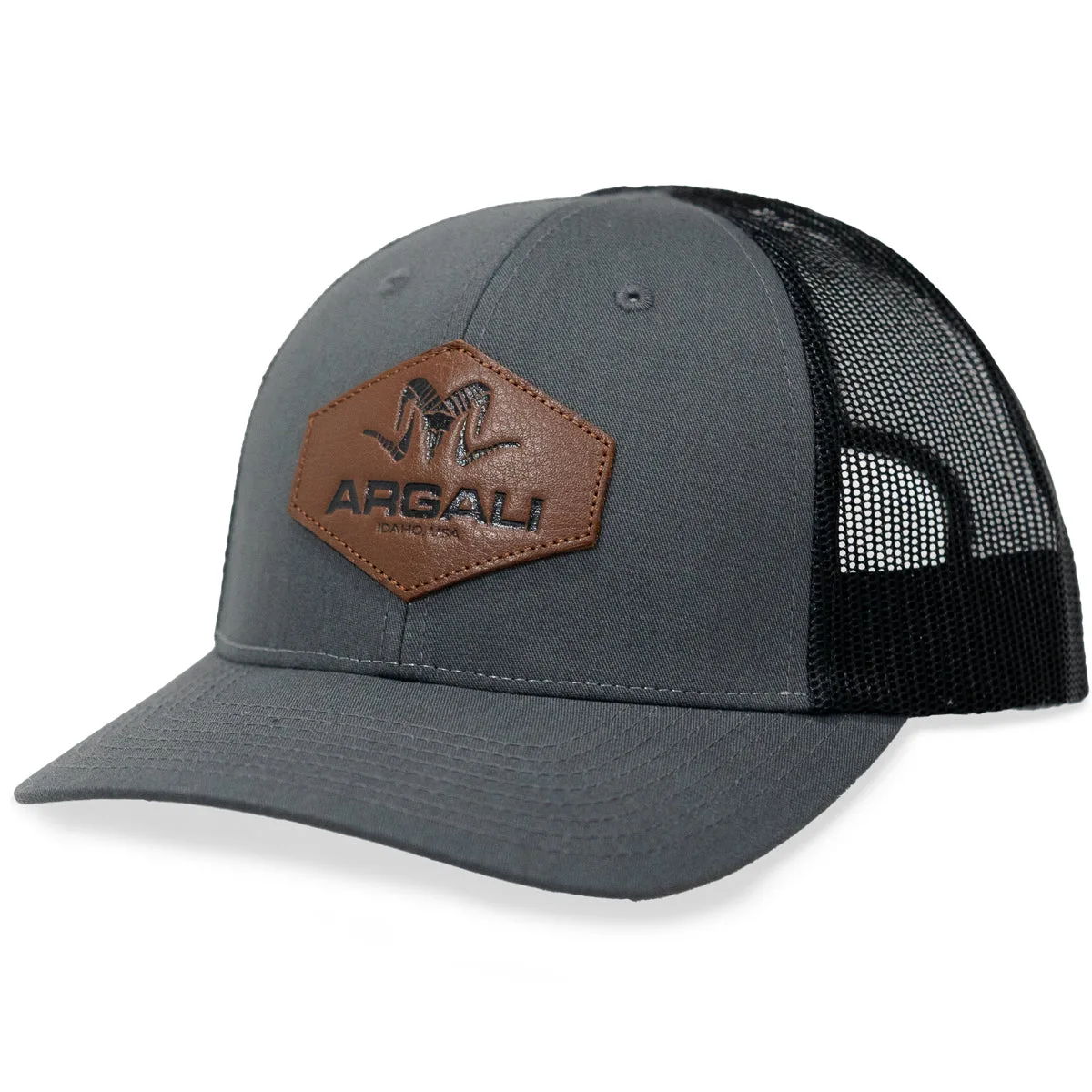 Come evitare che il cappello da caccia voli via con il vento