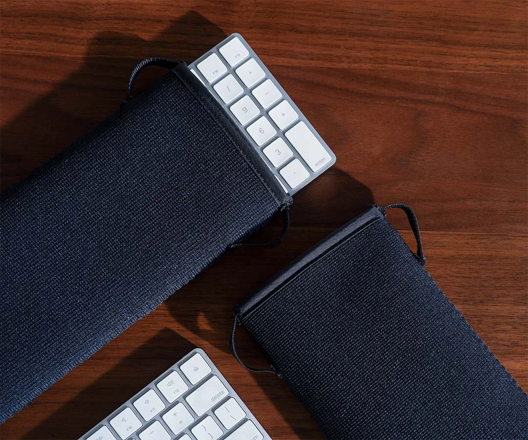 Top 5 Tech Bags for the Apple iPhone 16 Pro Max User: Smart Carry Solutions for 2025