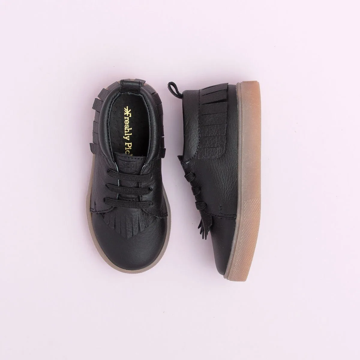 Sneaker Mocc vs Moccasin: Key Differences for Kids