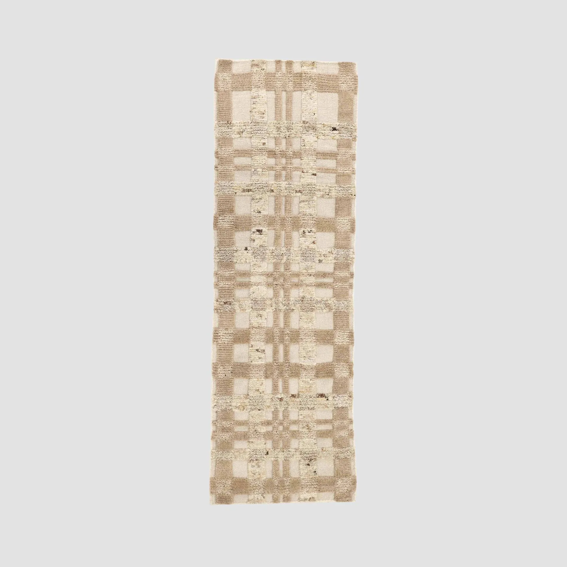 The History of Handwoven Rugs: From Ancient Tradition to Modern Design