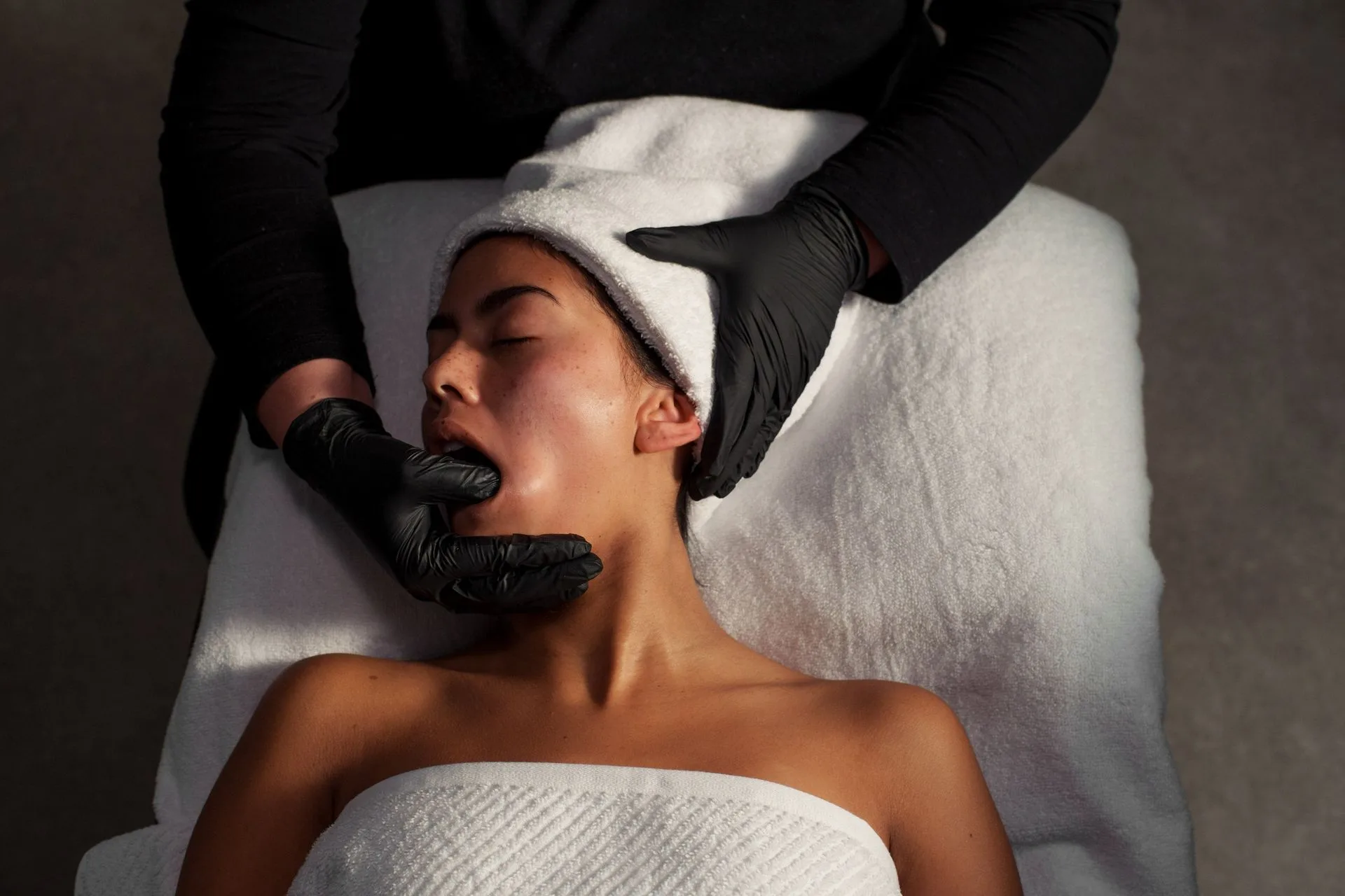 Regenerating Face Moisturizer: How to Apply for Maximum Absorption