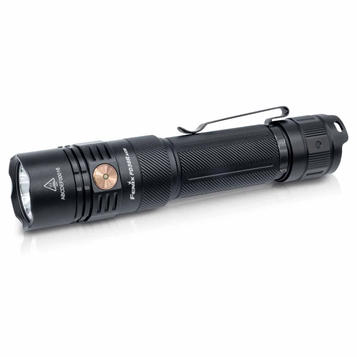 Fenix PD36R ACE vs PD36R PRO:どちらを買うべき?