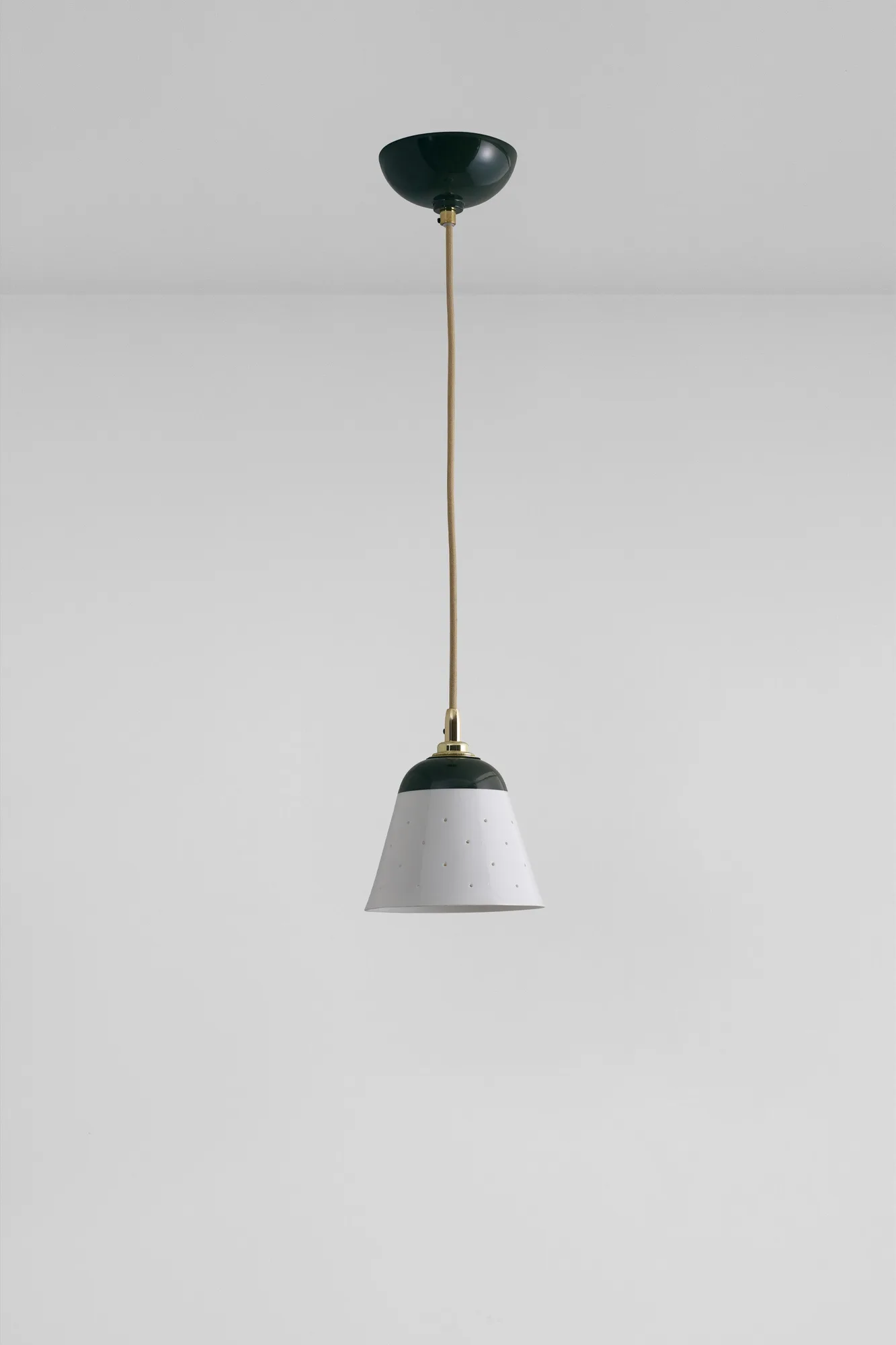 Bone China vs Metal Lampshades: Which Material Is Right for Your Home?