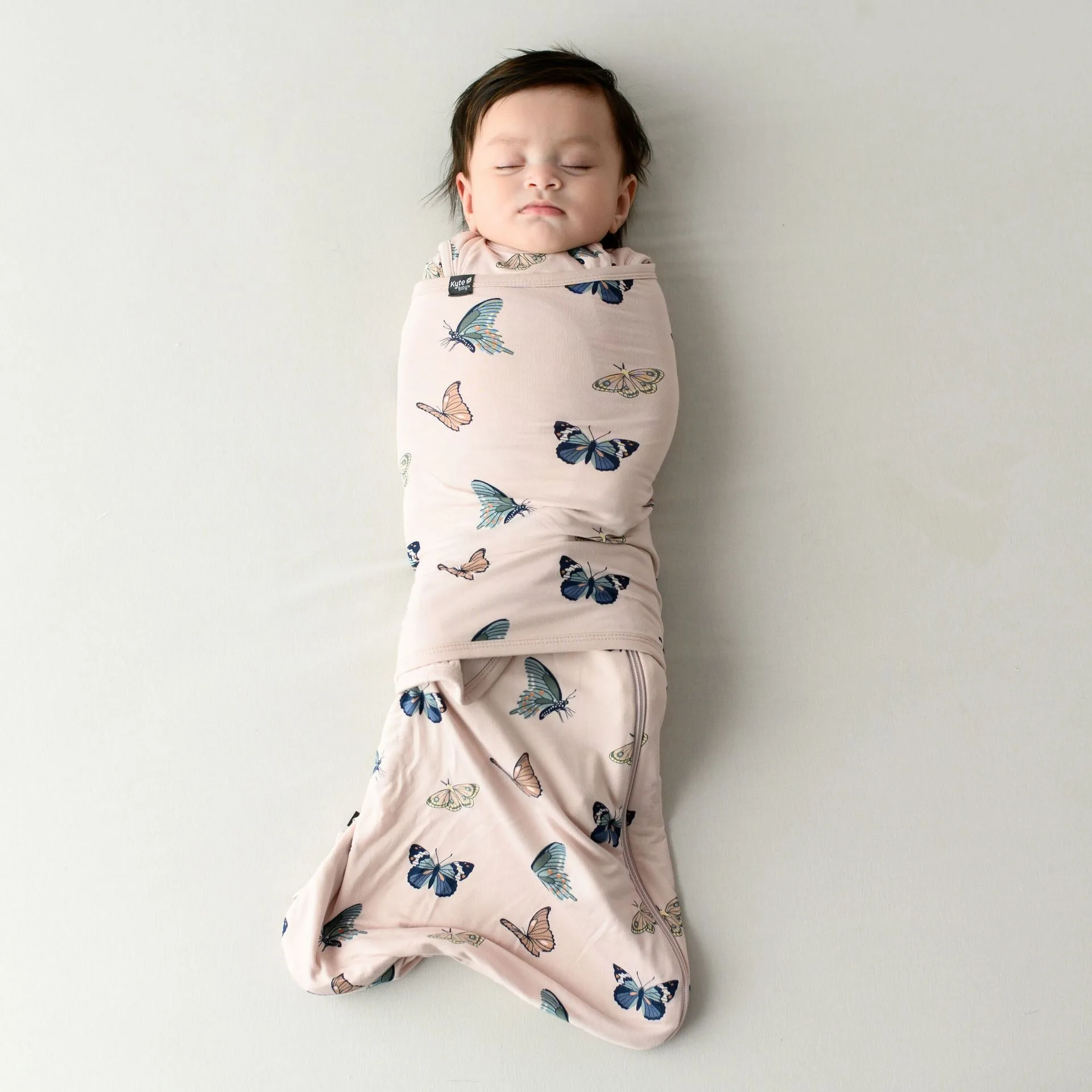 Kyte Baby Sleep Bag Swaddler 1.0 TOG Review: Comfort and Safety for Newborns