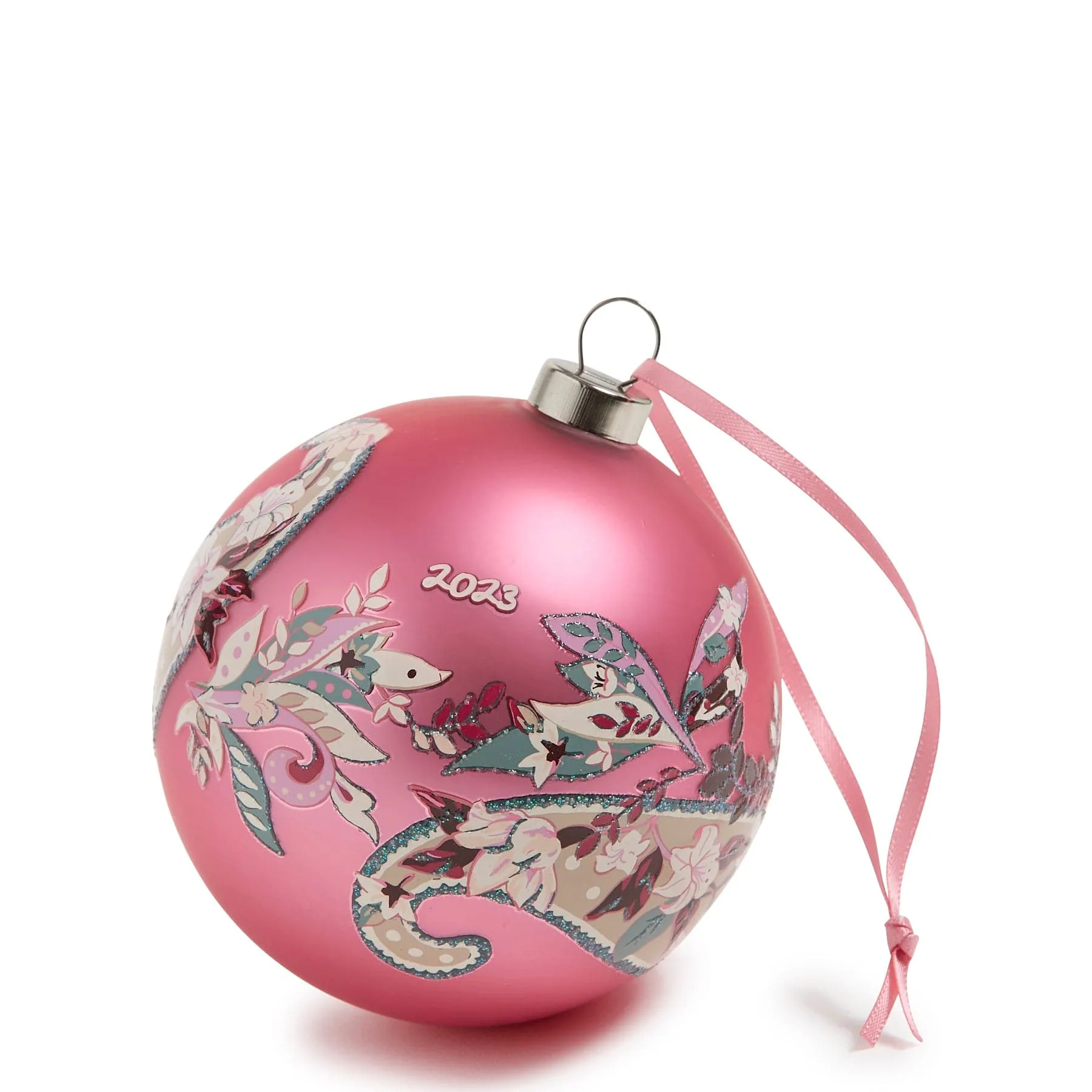 How to Choose an Ornament for Your Holiday Décor