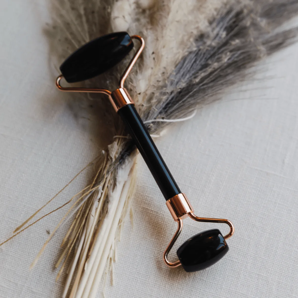 Obsidian ansigtsrulle: Dobbelt sidede fordele
