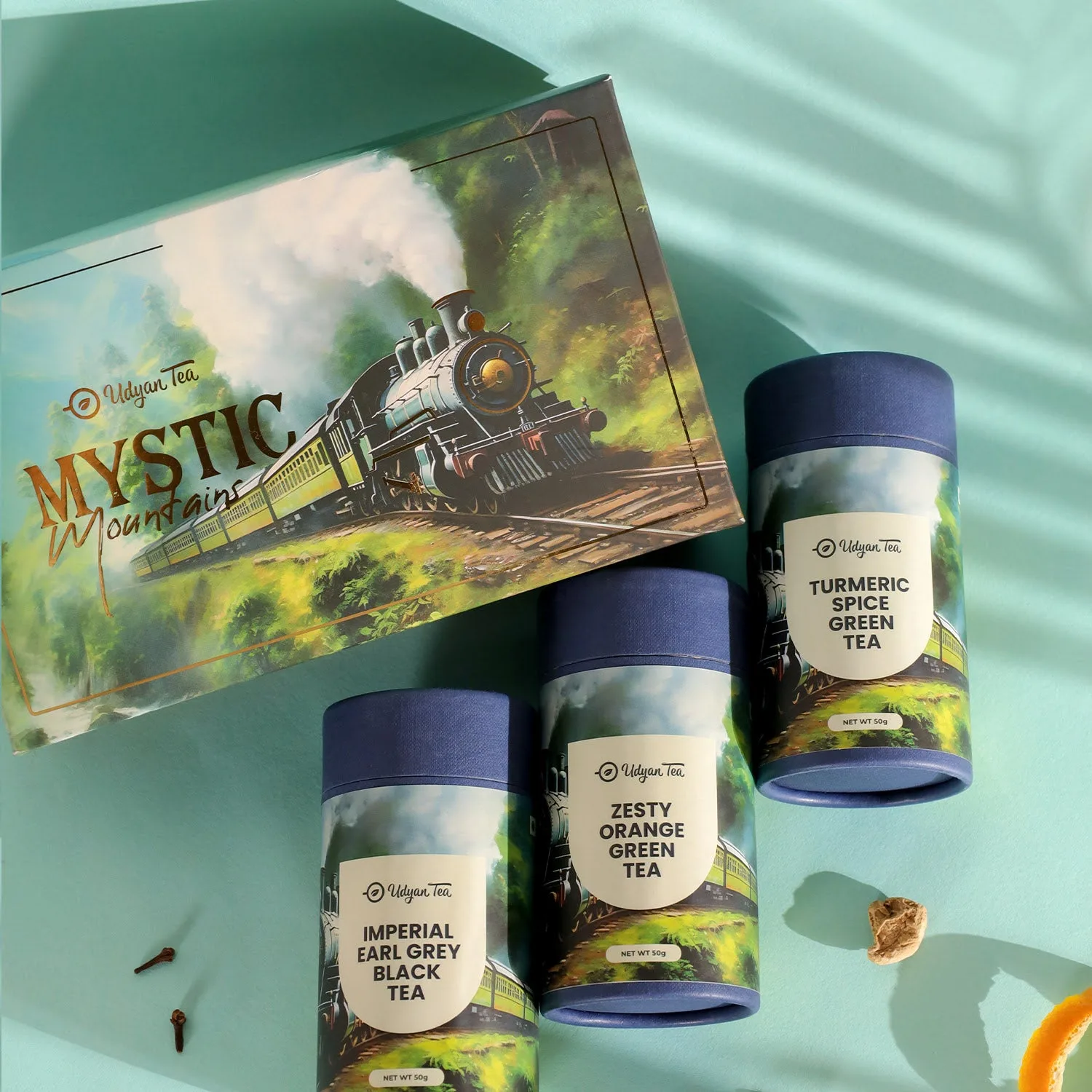 Mystic Mountains vs Odyssey Tea Gift Box: เลือกอันไหนดี?