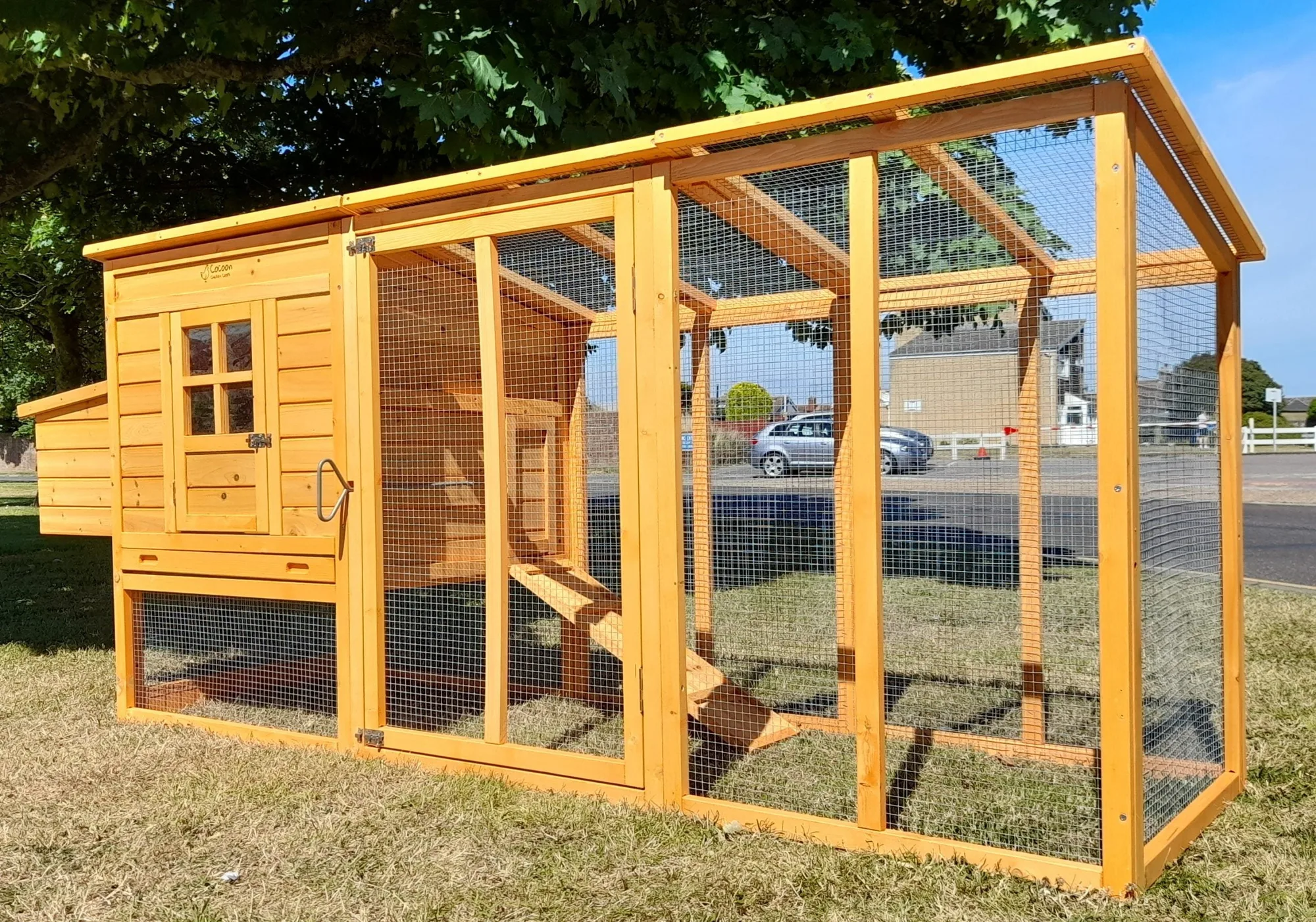 Barnyard vs Courtyard XL Chicken Coop: Which is Bigger?