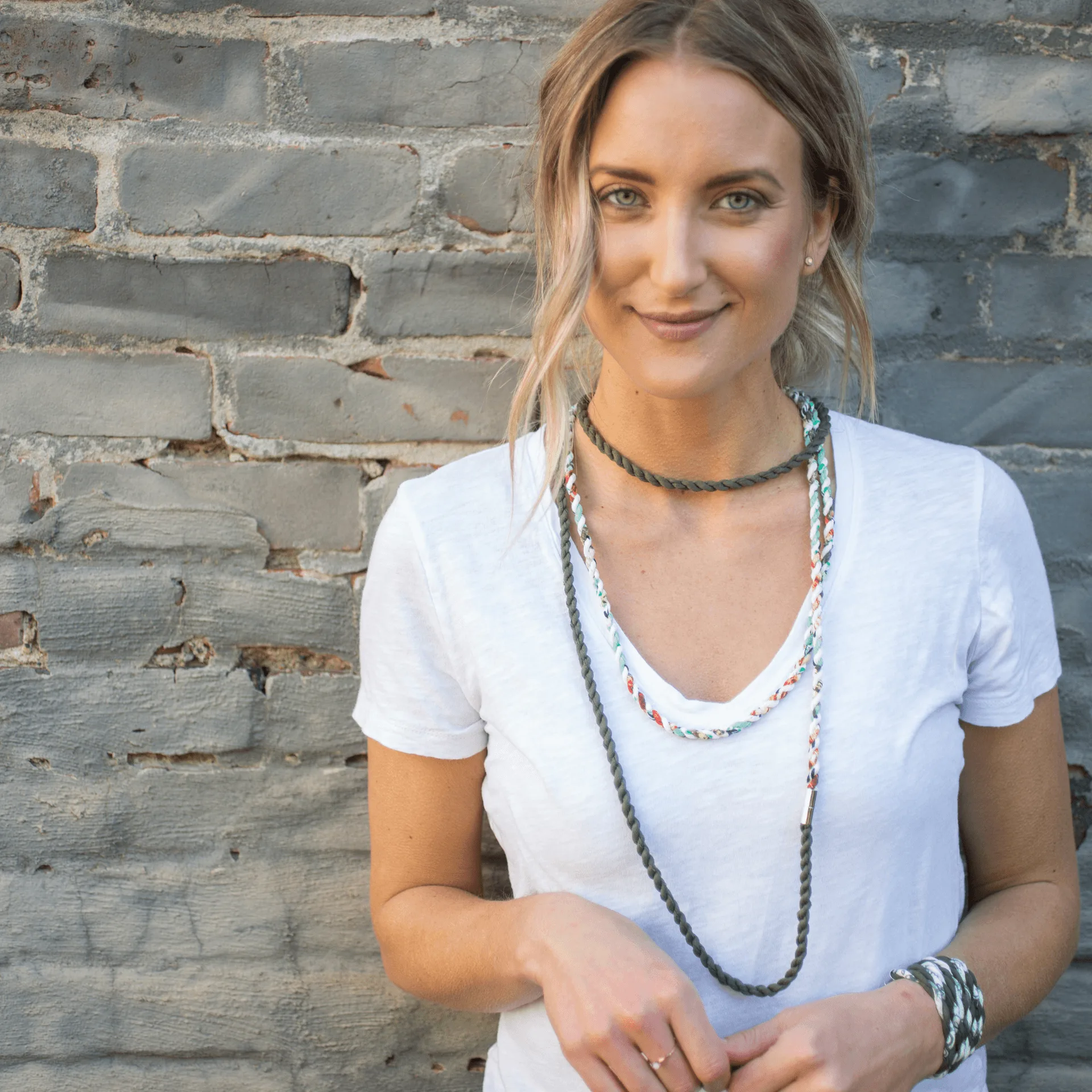 The Best Hair Ties for Thick Hair: A Comprehensive Buying Guide for Durable Hold