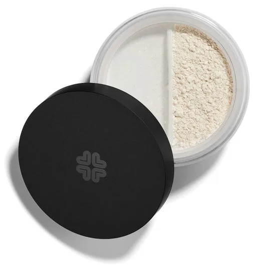 Illuminator vs Finishing Powder: Differences and When to Use Each