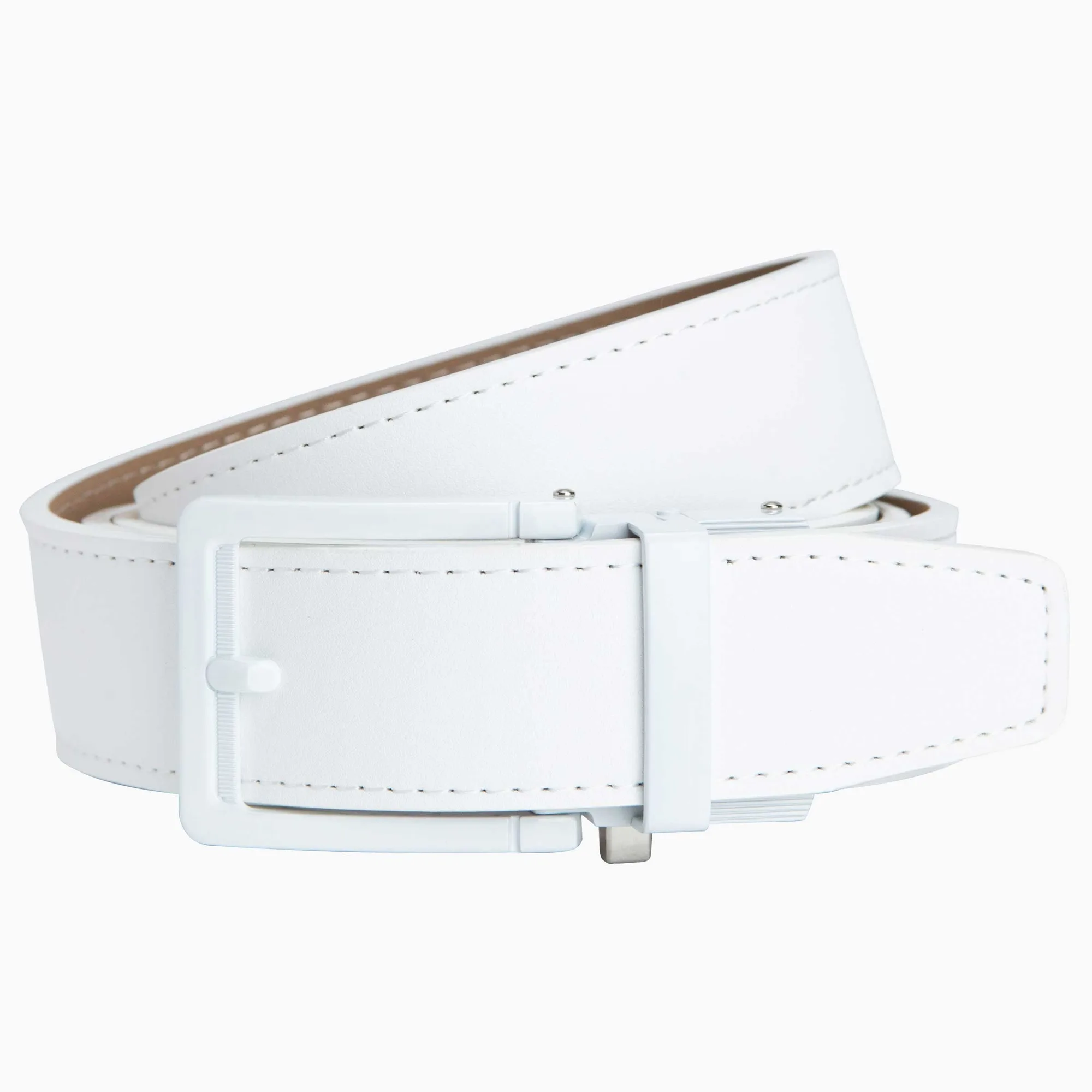 Ace White vs Classic Winner White: อันไหนขาวกว่ากัน?