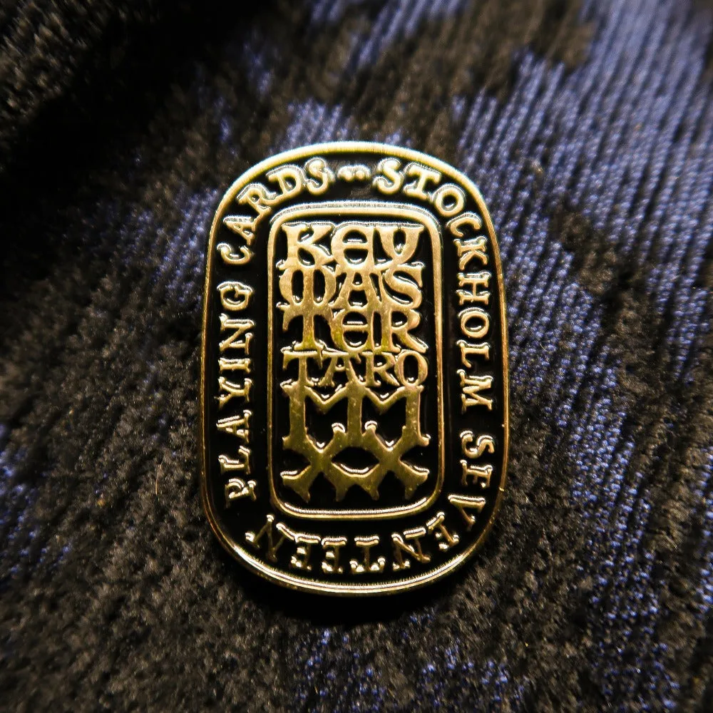 Slik viser du frem og steller Keymaster Tarot-nålen din
